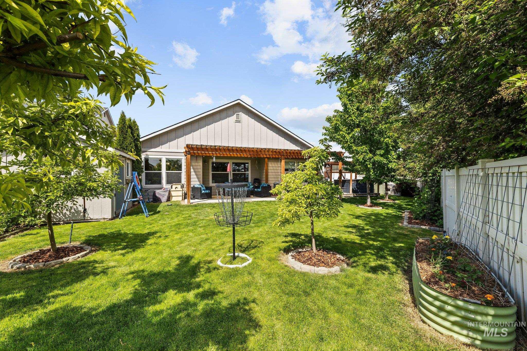 15706 Conley Way, Caldwell, Idaho 83607, 3 Bedrooms, 2 Bathrooms, Residential For Sale, Price $415,000,MLS 98985564