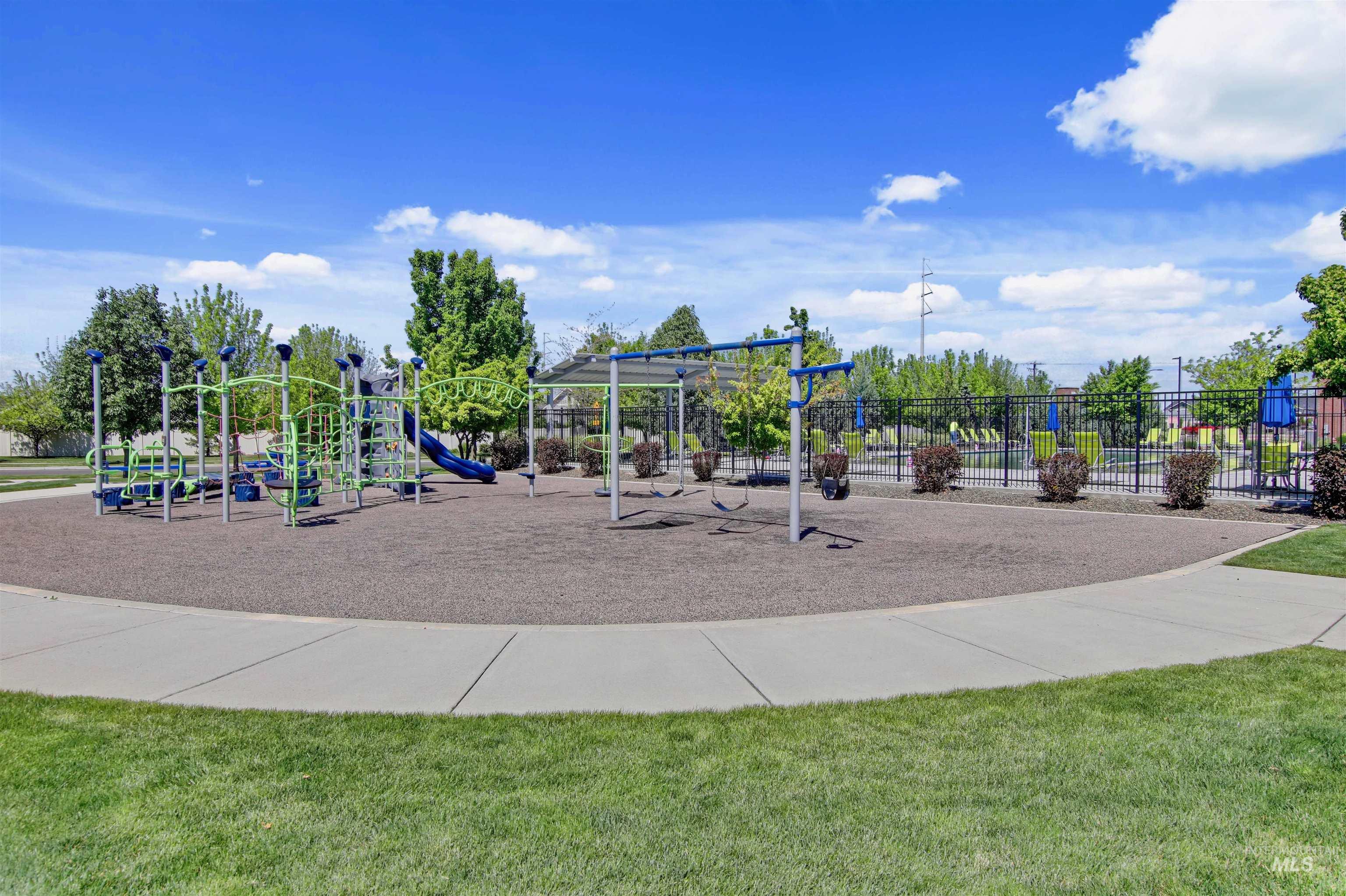 4965 W Torana, Meridian, Idaho 83646, 4 Bedrooms, 2 Bathrooms, Residential For Sale, Price $550,000, 98985565