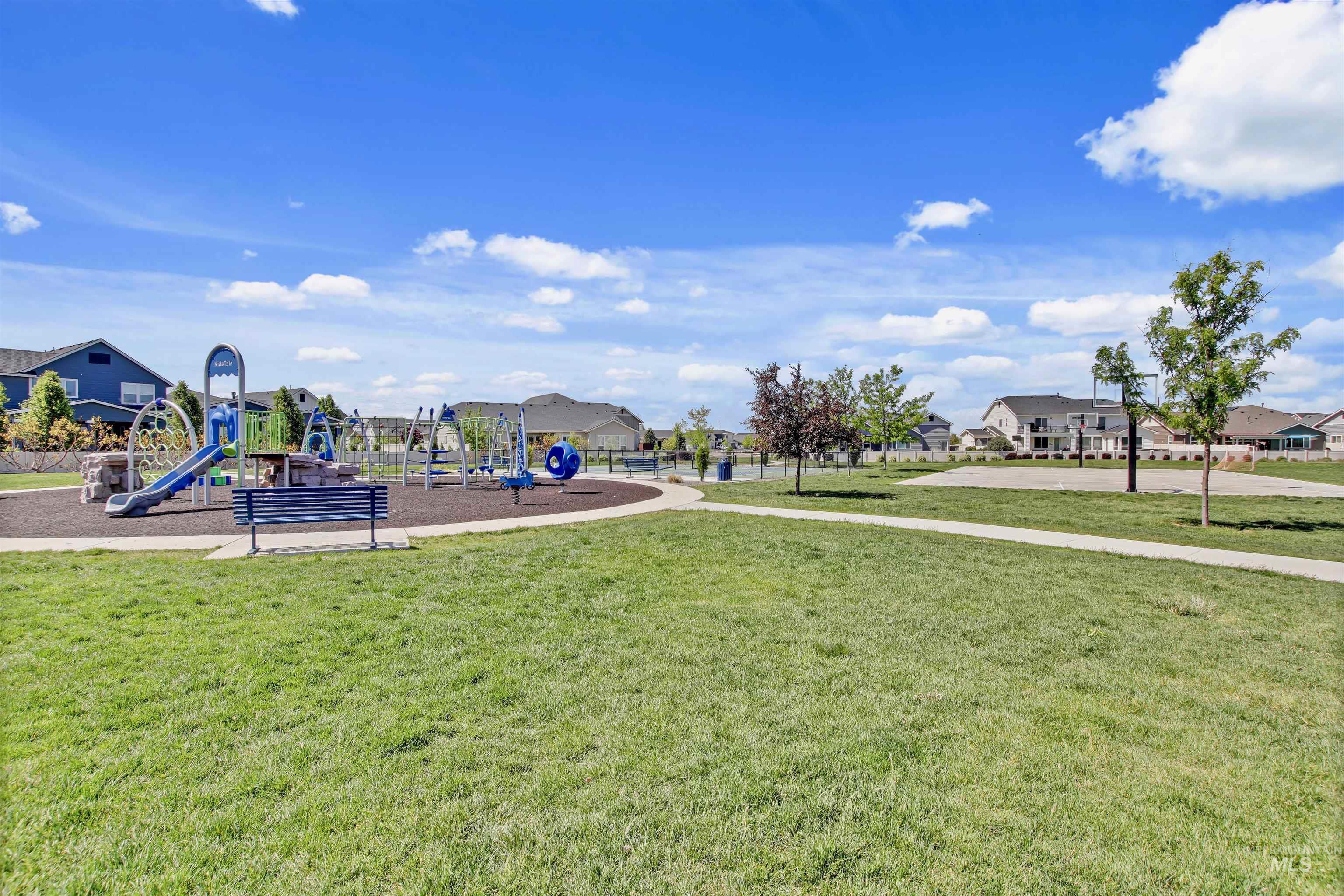 4965 W Torana, Meridian, Idaho 83646, 4 Bedrooms, 2 Bathrooms, Residential For Sale, Price $550,000, 98985565
