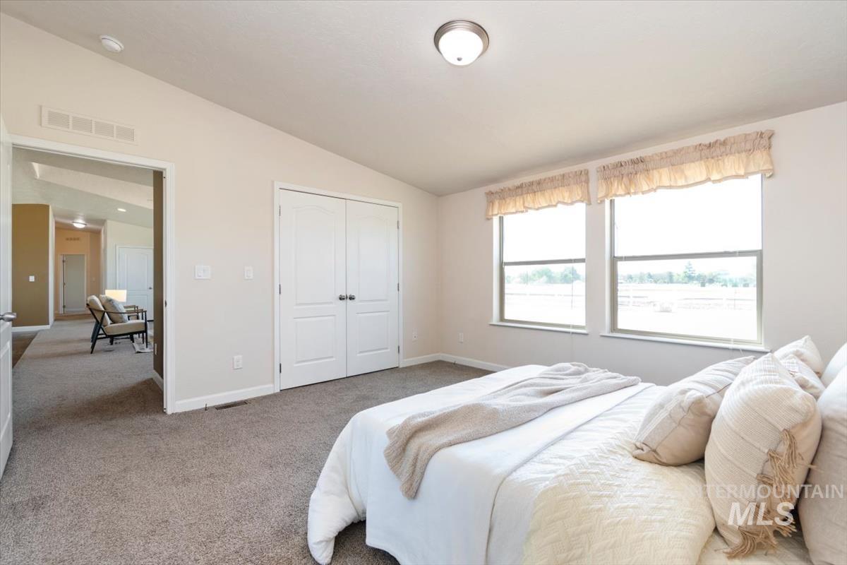 6240 E Locust Lane, Nampa, Idaho 83686, 4 Bedrooms, 2 Bathrooms, Residential For Sale, Price $510,000,MLS 98985572