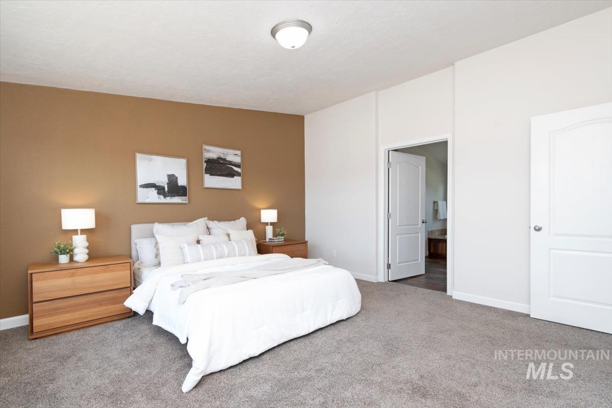 6240 E Locust Lane, Nampa, Idaho 83686, 4 Bedrooms, 2 Bathrooms, Residential For Sale, Price $510,000,MLS 98985572