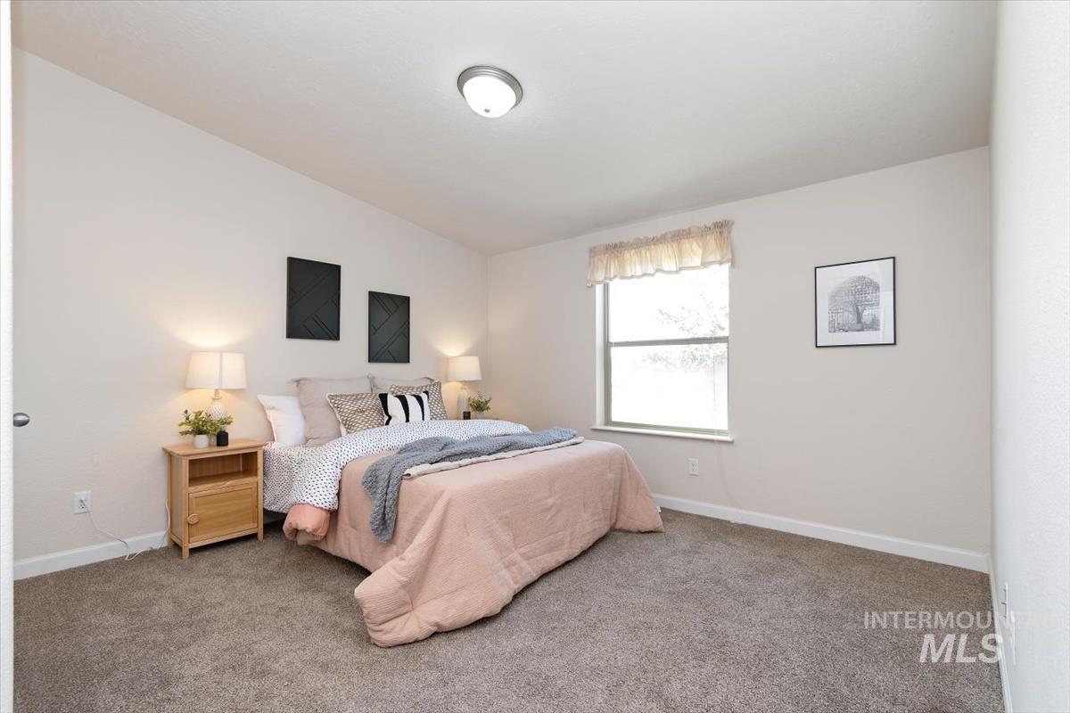 6240 E Locust Lane, Nampa, Idaho 83686, 4 Bedrooms, 2 Bathrooms, Residential For Sale, Price $510,000,MLS 98985572