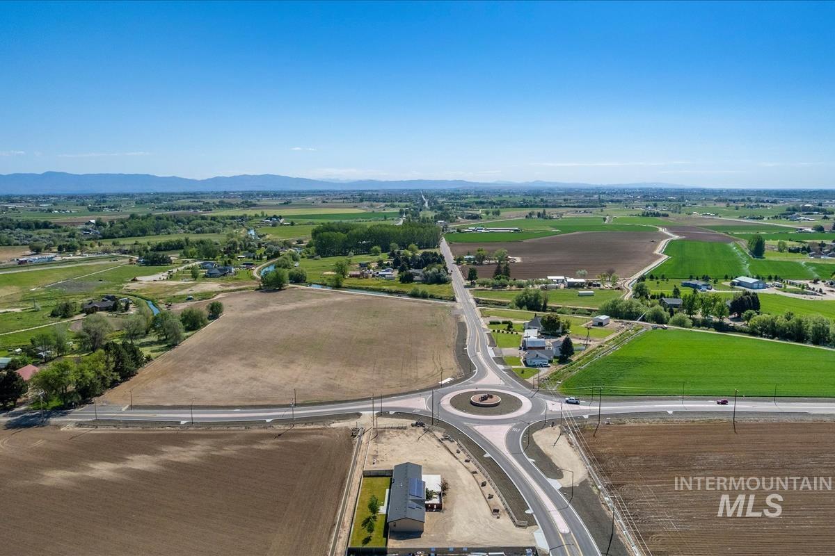 6240 E Locust Lane, Nampa, Idaho 83686, 4 Bedrooms, 2 Bathrooms, Residential For Sale, Price $510,000,MLS 98985572
