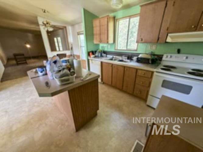 11228 W Azure Ln, Boise, Idaho 83713, 3 Bedrooms, 3 Bathrooms, Residential For Sale, Price $89,900,MLS 98985573