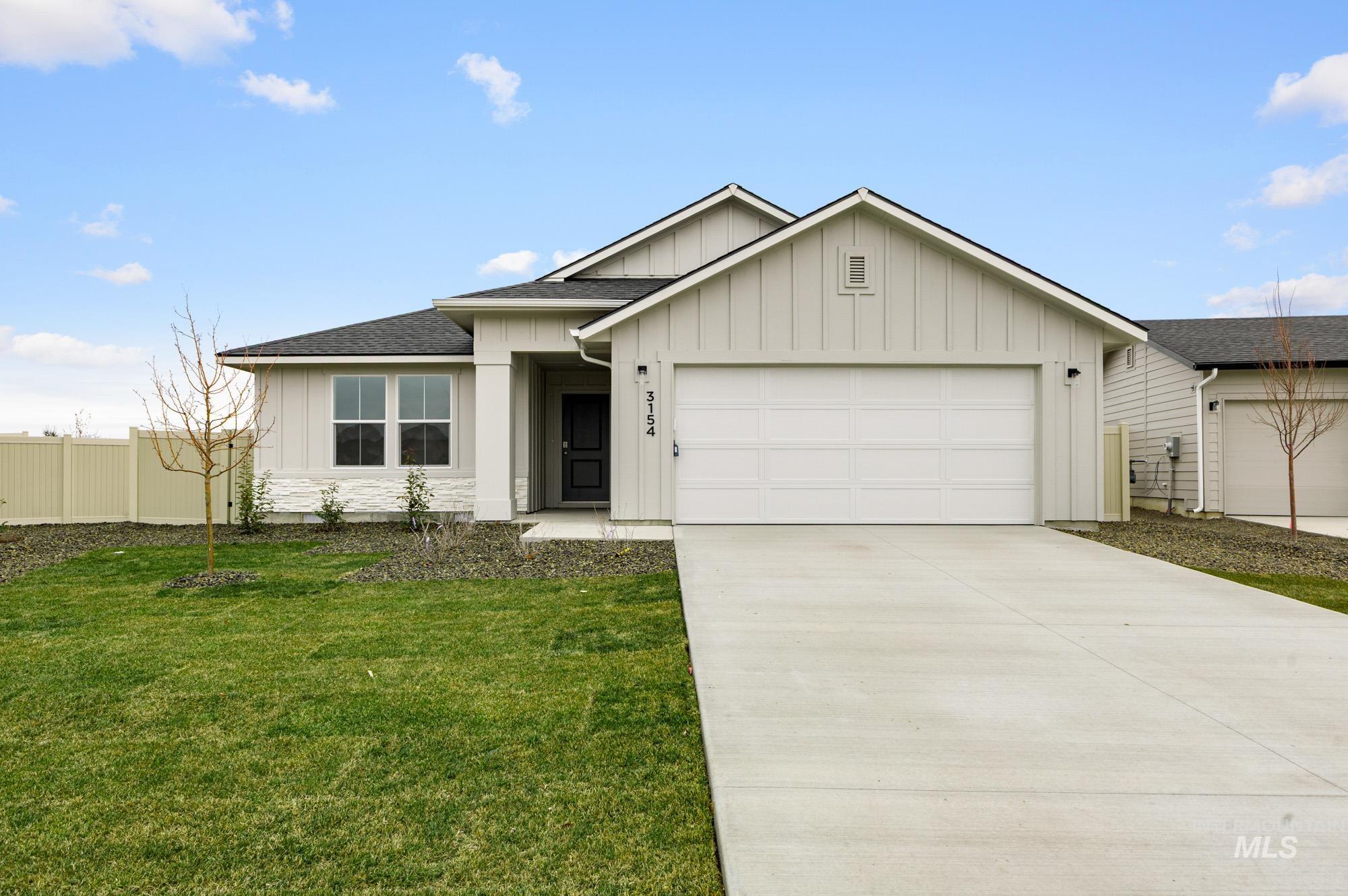2215 S Border Way, Meridian, Idaho 83642, 3 Bedrooms, 2 Bathrooms, Residential For Sale, Price $499,990,MLS 98985576