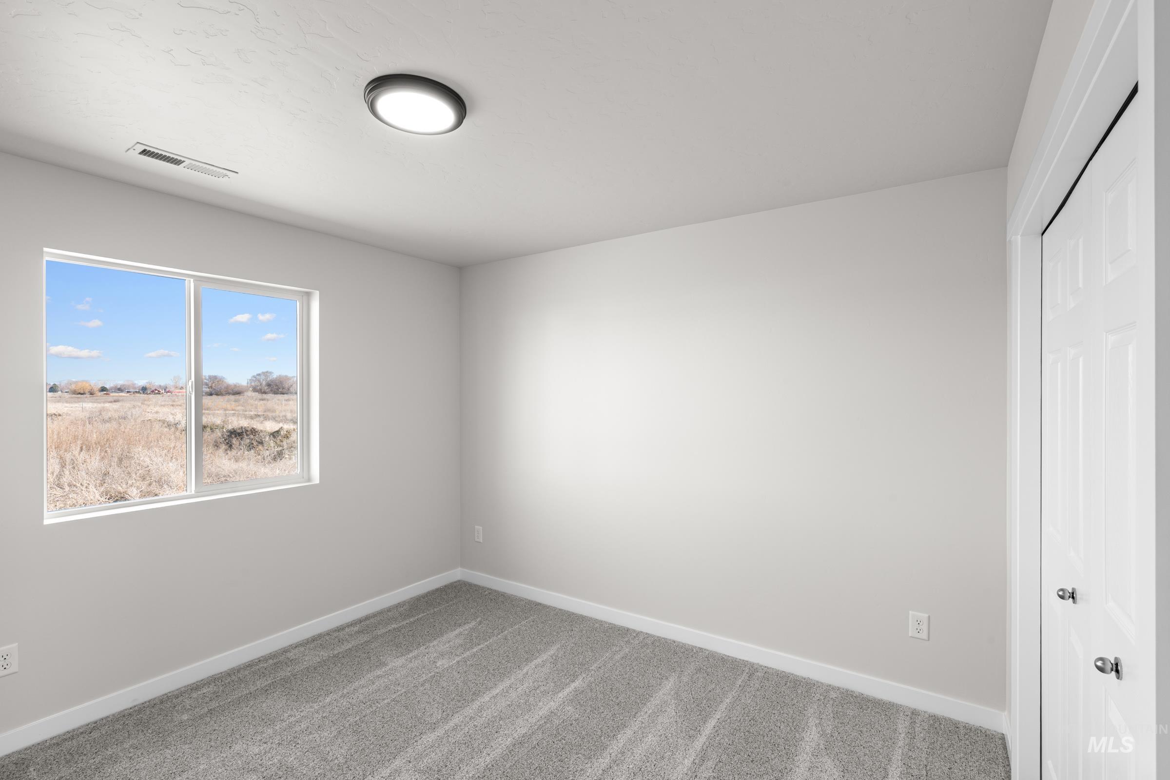 2199 S Border Way, Meridian, Idaho 83642, 4 Bedrooms, 2 Bathrooms, Residential For Sale, Price $529,990,MLS 98985577