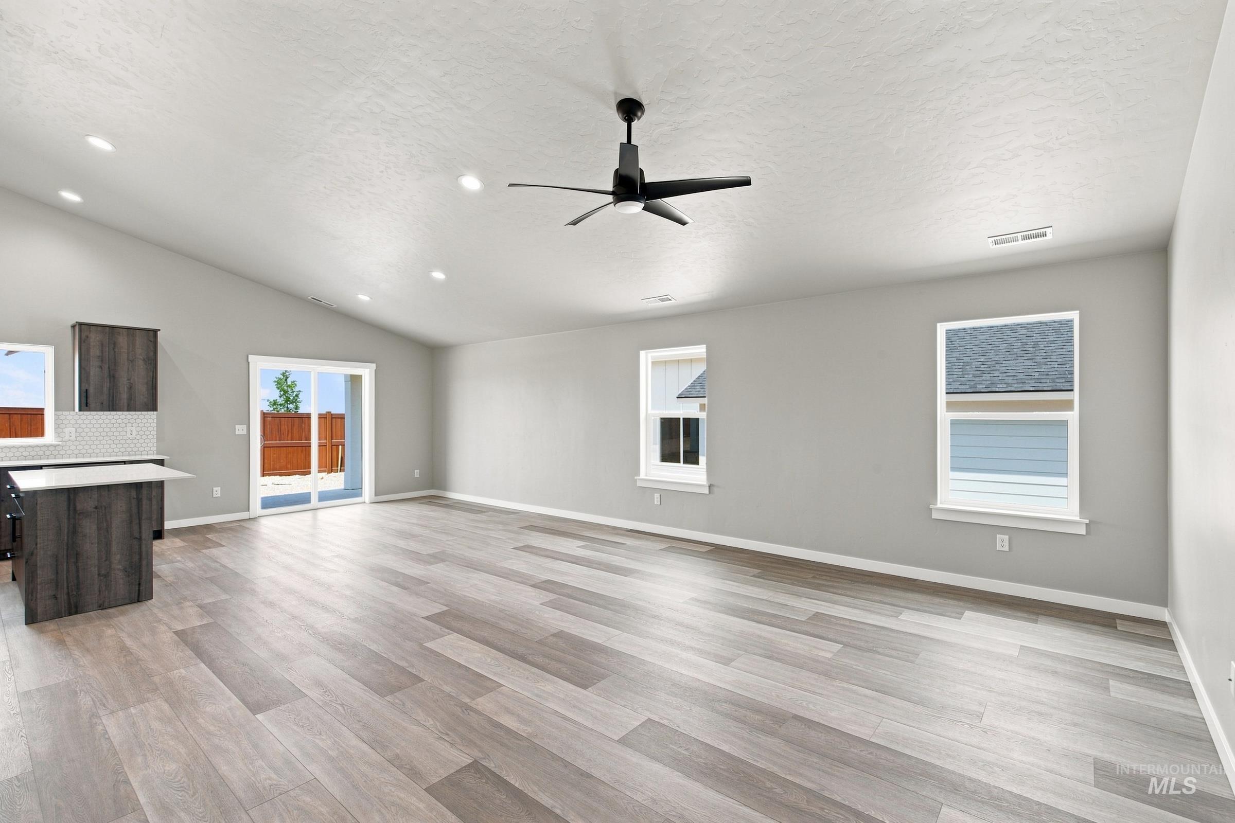 2199 S Border Way, Meridian, Idaho 83642, 4 Bedrooms, 2 Bathrooms, Residential For Sale, Price $526,990, 98985577