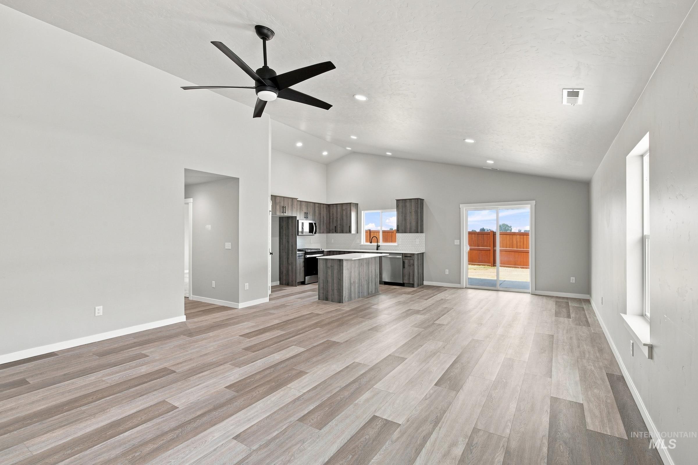 2199 S Border Way, Meridian, Idaho 83642, 4 Bedrooms, 2 Bathrooms, Residential For Sale, Price $526,990, 98985577