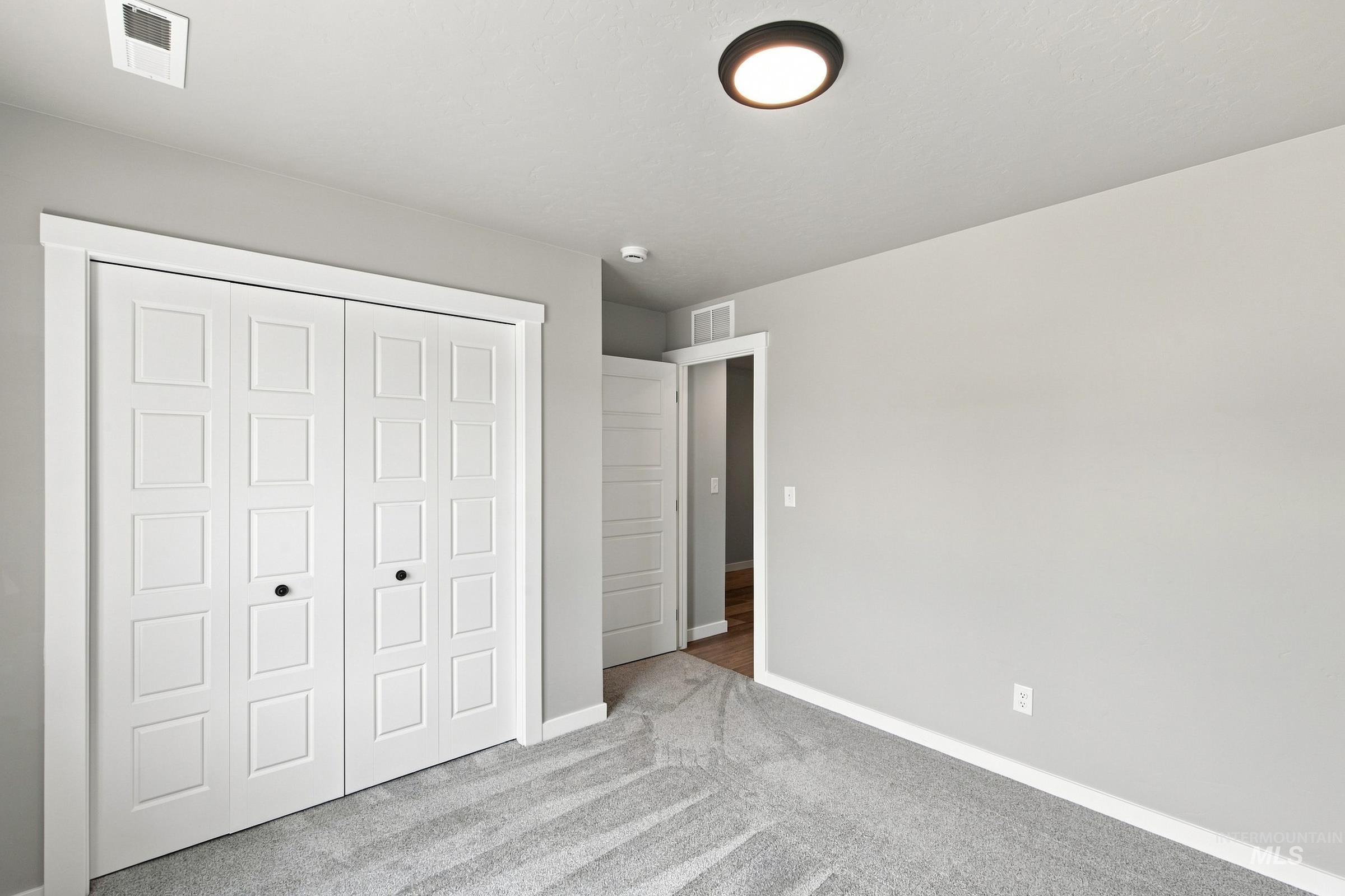 2199 S Border Way, Meridian, Idaho 83642, 4 Bedrooms, 2 Bathrooms, Residential For Sale, Price $526,990, 98985577