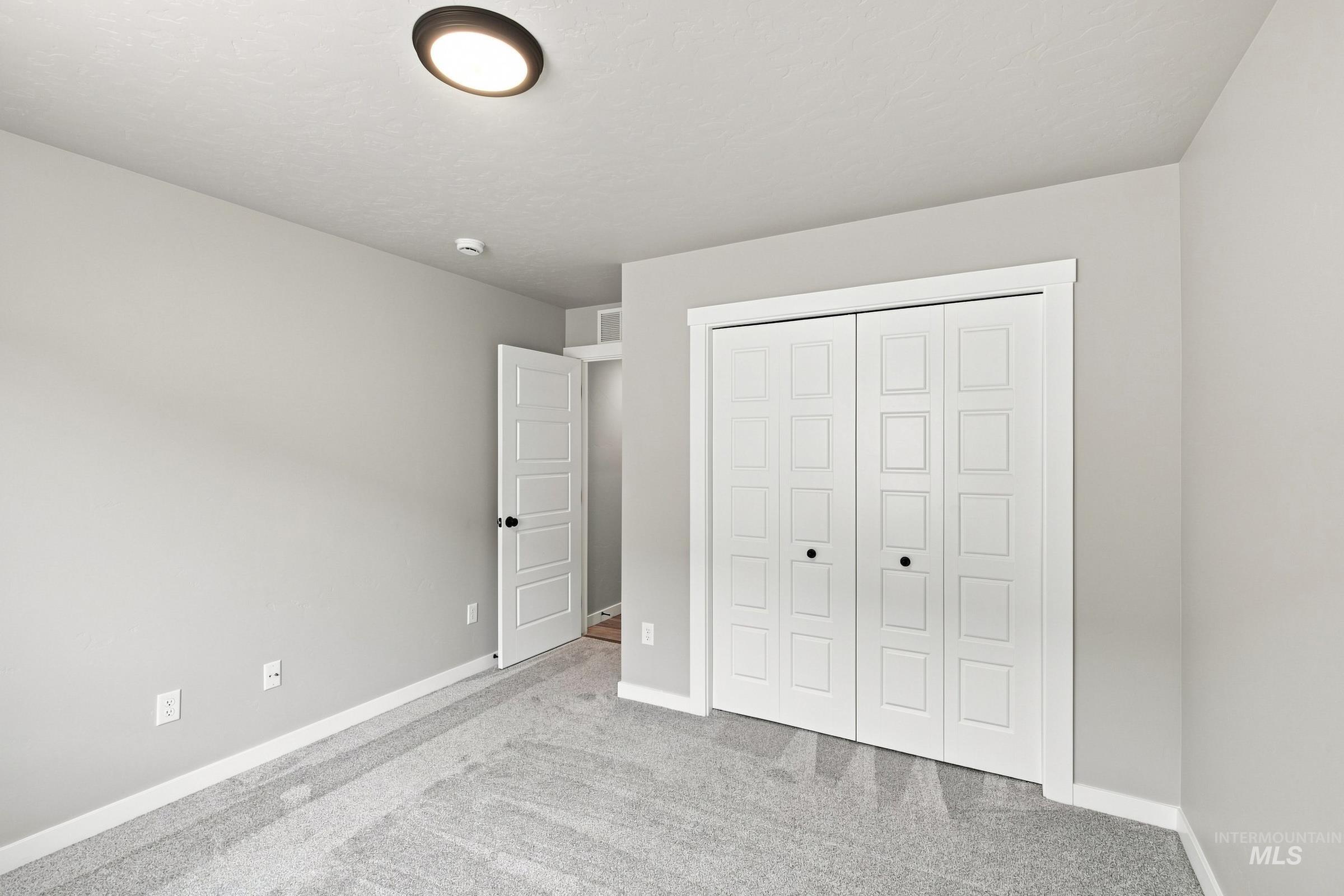 2199 S Border Way, Meridian, Idaho 83642, 4 Bedrooms, 2 Bathrooms, Residential For Sale, Price $526,990, 98985577