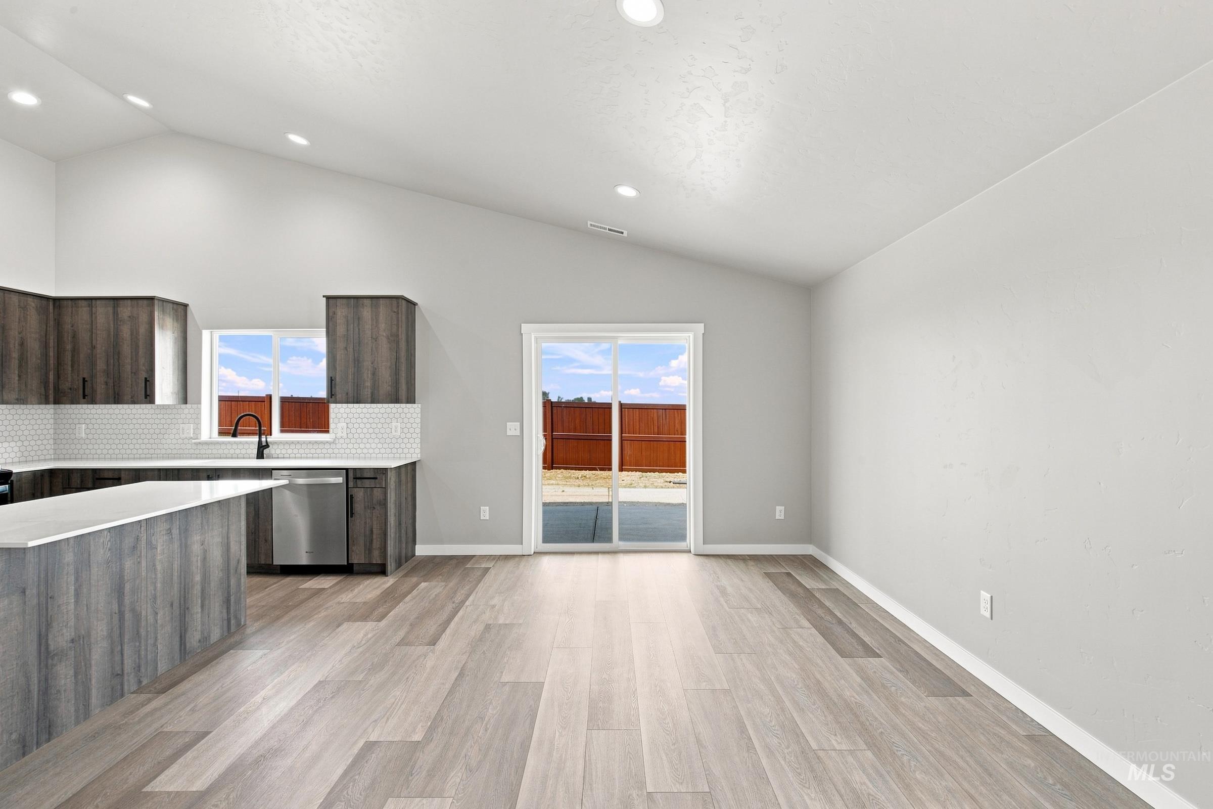 2199 S Border Way, Meridian, Idaho 83642, 4 Bedrooms, 2 Bathrooms, Residential For Sale, Price $526,990, 98985577