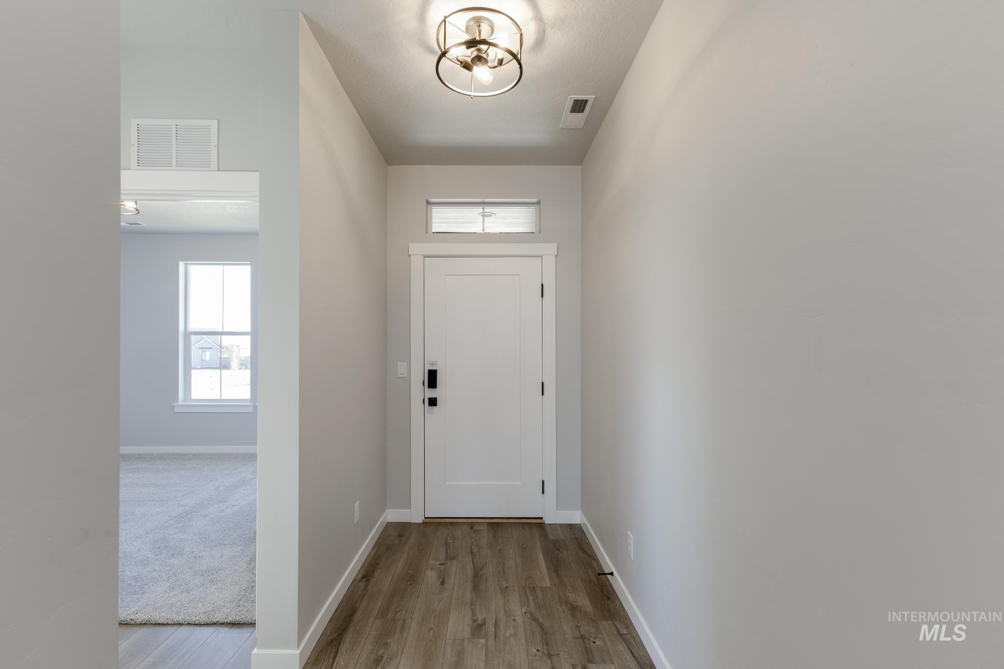 2103 S Border Way, Meridian, Idaho 83642, 3 Bedrooms, 2 Bathrooms, Residential For Sale, Price $505,990,MLS 98985582
