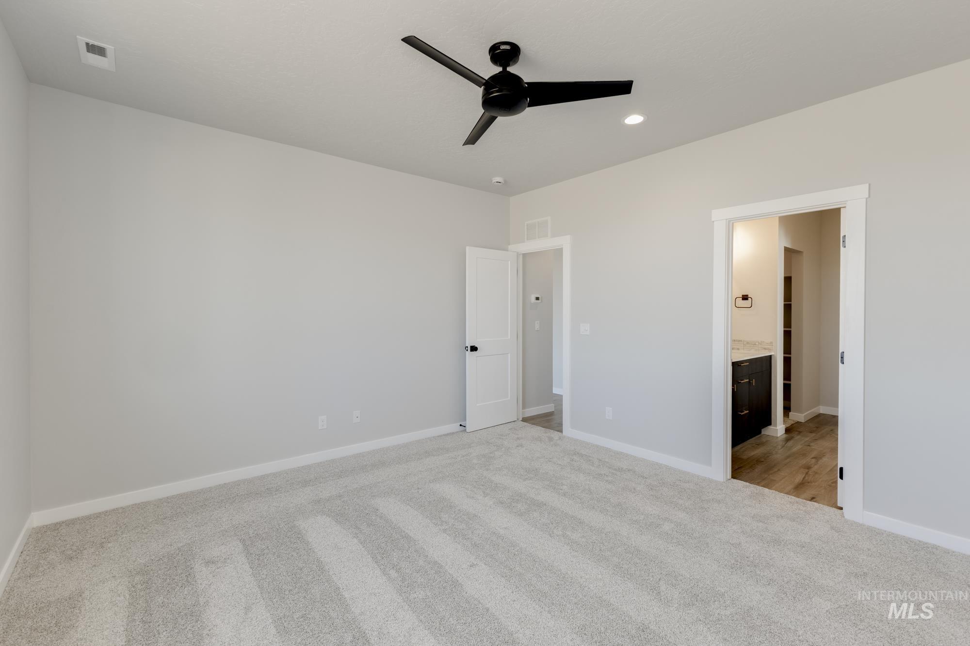 2103 S Border Way, Meridian, Idaho 83642, 3 Bedrooms, 2 Bathrooms, Residential For Sale, Price $505,990,MLS 98985582