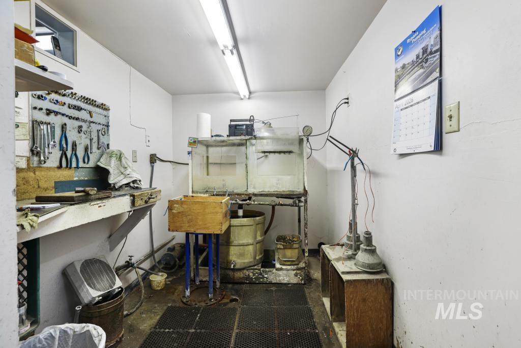 1608 & 1612 Main Street, Buhl, Idaho 83316, Business/Commercial For Sale, Price $350,000,MLS 98985583