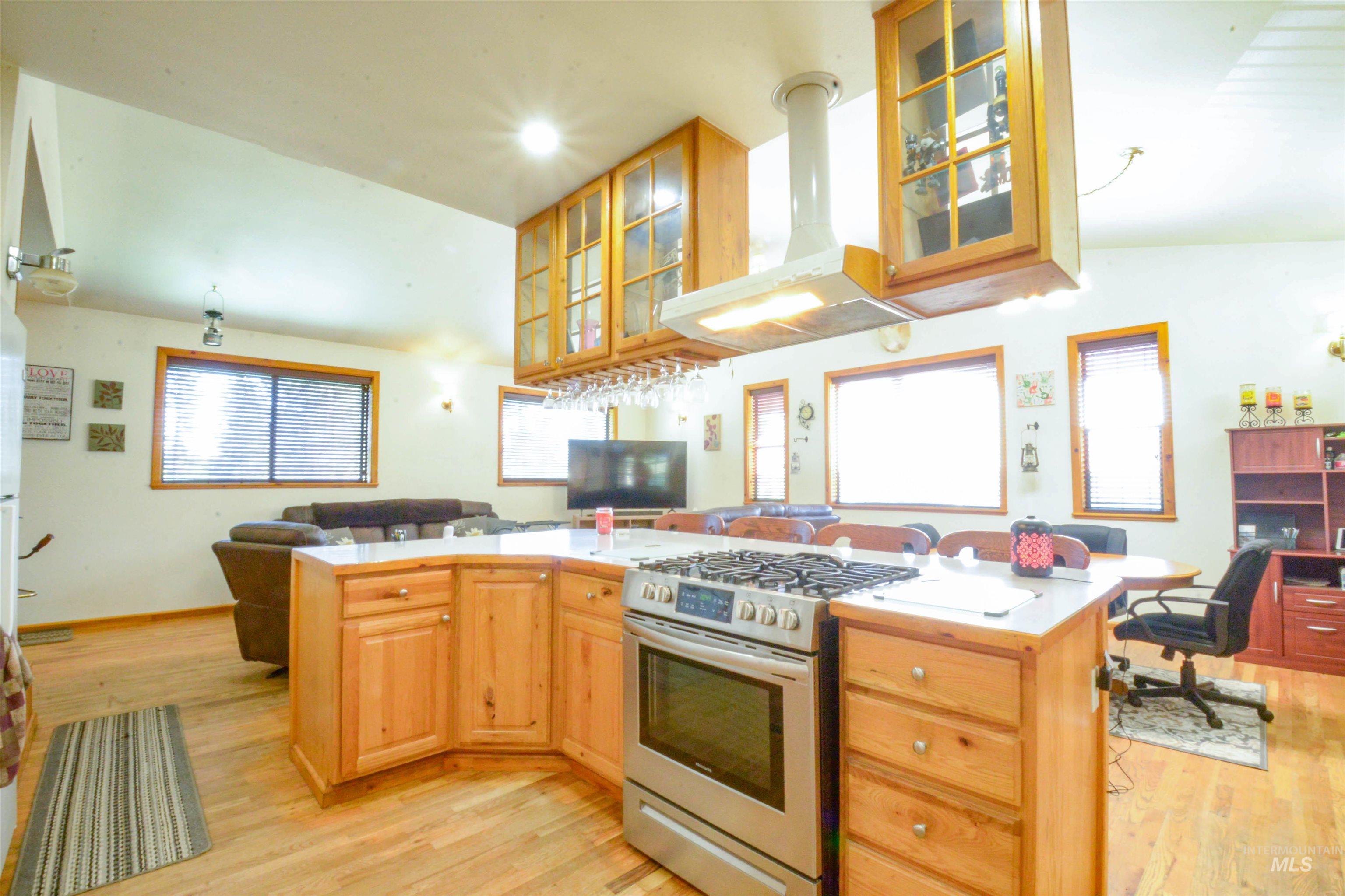26 Pine Heights, Boise, Idaho 83716, 2 Bedrooms, 1 Bathroom, Residential For Sale, Price $465,000,MLS 98985585