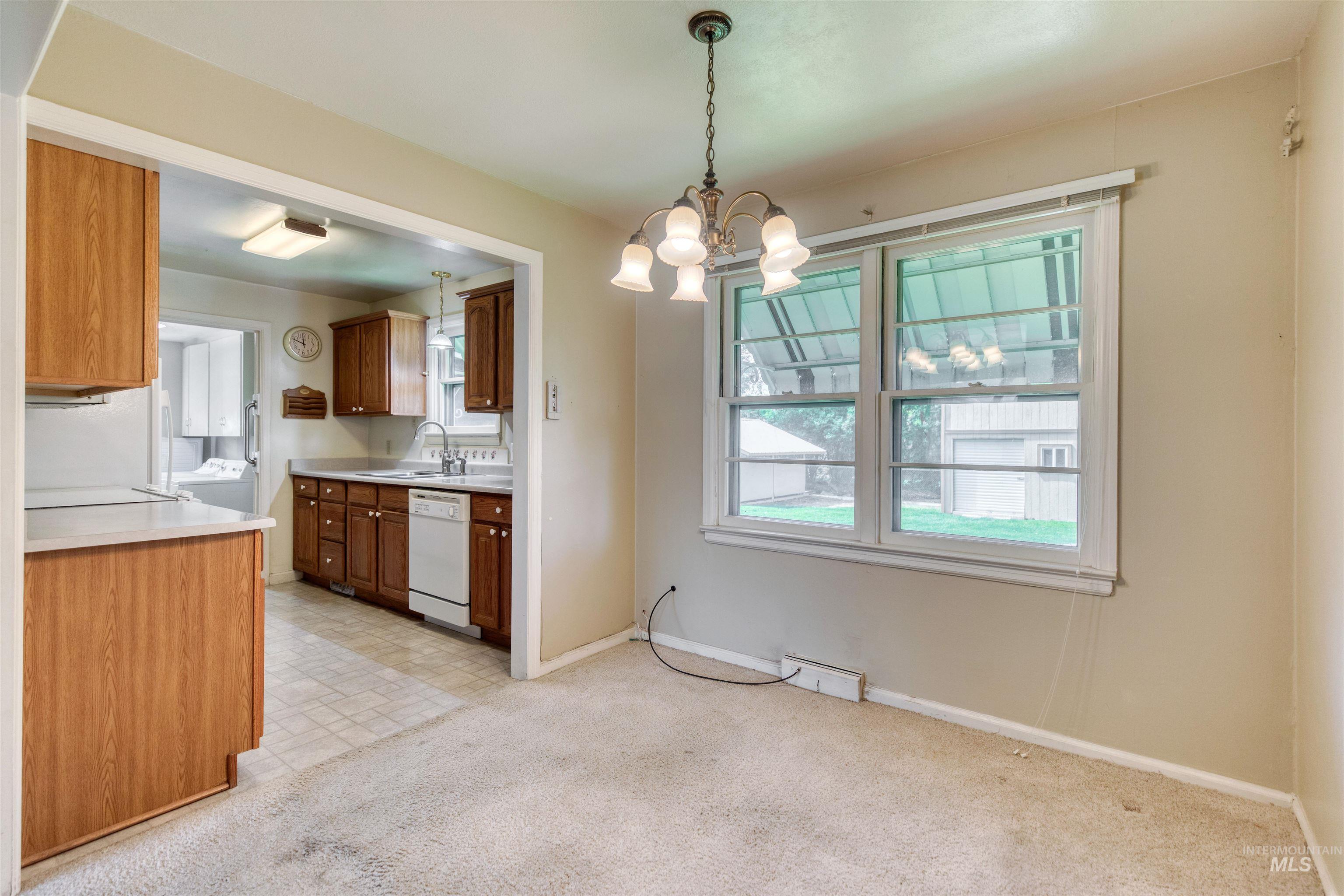 6517 W Fairfield Ave, Boise, Idaho 83709, 3 Bedrooms, 2 Bathrooms, Residential For Sale, Price $410,000,MLS 98985586