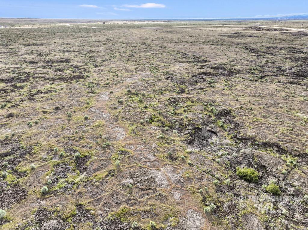 146 N Hwy 75, Shoshone, Idaho 83352, Business/Commercial For Sale, Price $375,000,MLS 98985588