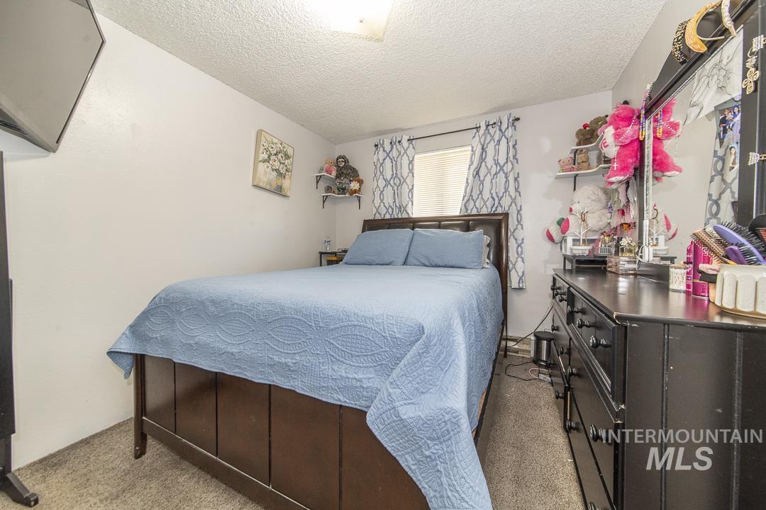 1824 Poplar St., Caldwell, Idaho 83605, 3 Bedrooms, 1.5 Bathrooms, Residential Income For Sale, Price $549,900,MLS 98985590