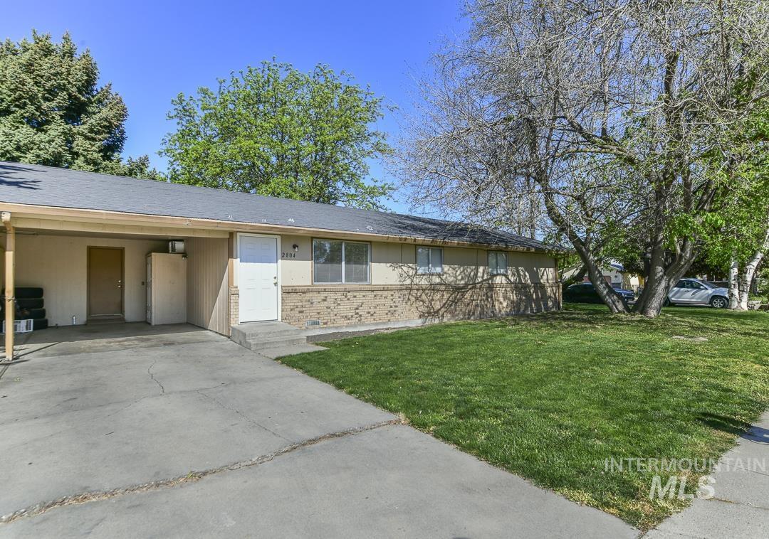 1824 Poplar St., Caldwell, Idaho 83605, 3 Bedrooms, 1.5 Bathrooms, Residential Income For Sale, Price $549,900,MLS 98985590