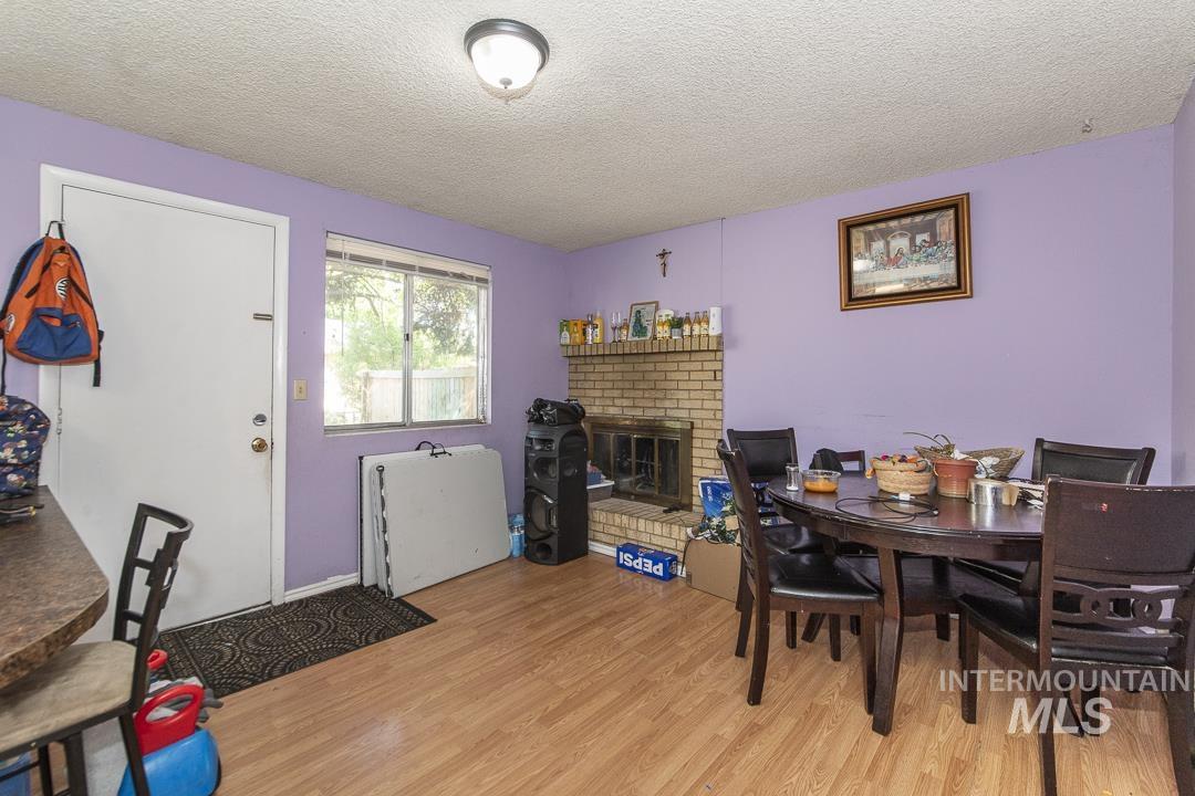 1824 Poplar St., Caldwell, Idaho 83605, 3 Bedrooms, 1.5 Bathrooms, Residential Income For Sale, Price $549,900,MLS 98985590