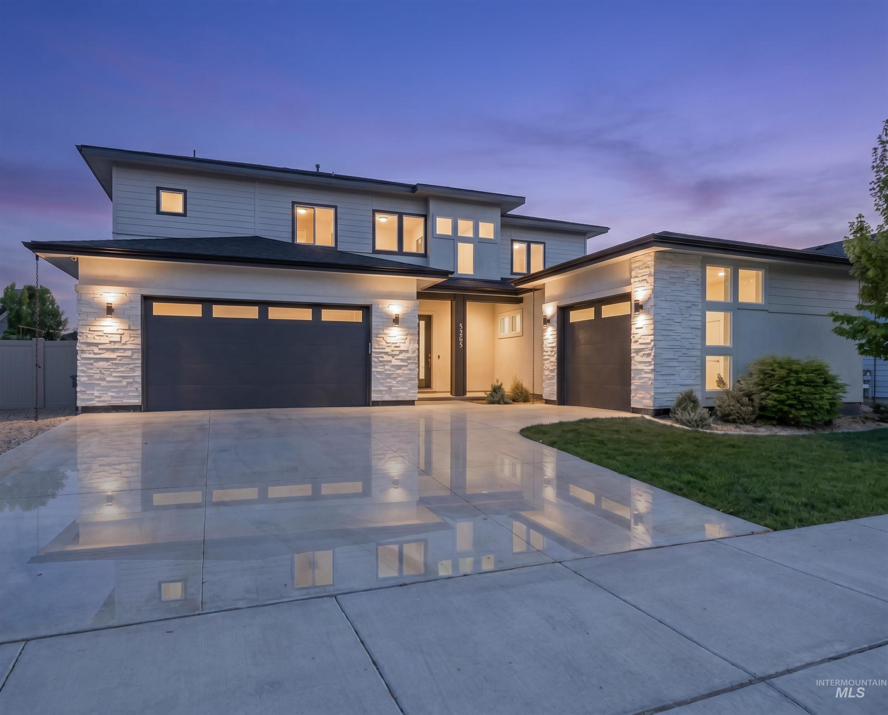 5295 S Mesa Trail Way, Meridian, Idaho 83642, 4 Bedrooms, 3.5 Bathrooms, Residential For Sale, Price $980,000,MLS 98985593