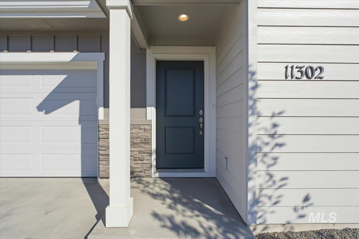 11302 W Tutor St, Nampa, Idaho 83651, 5 Bedrooms, 3 Bathrooms, Residential For Sale, Price $419,990,MLS 98985594