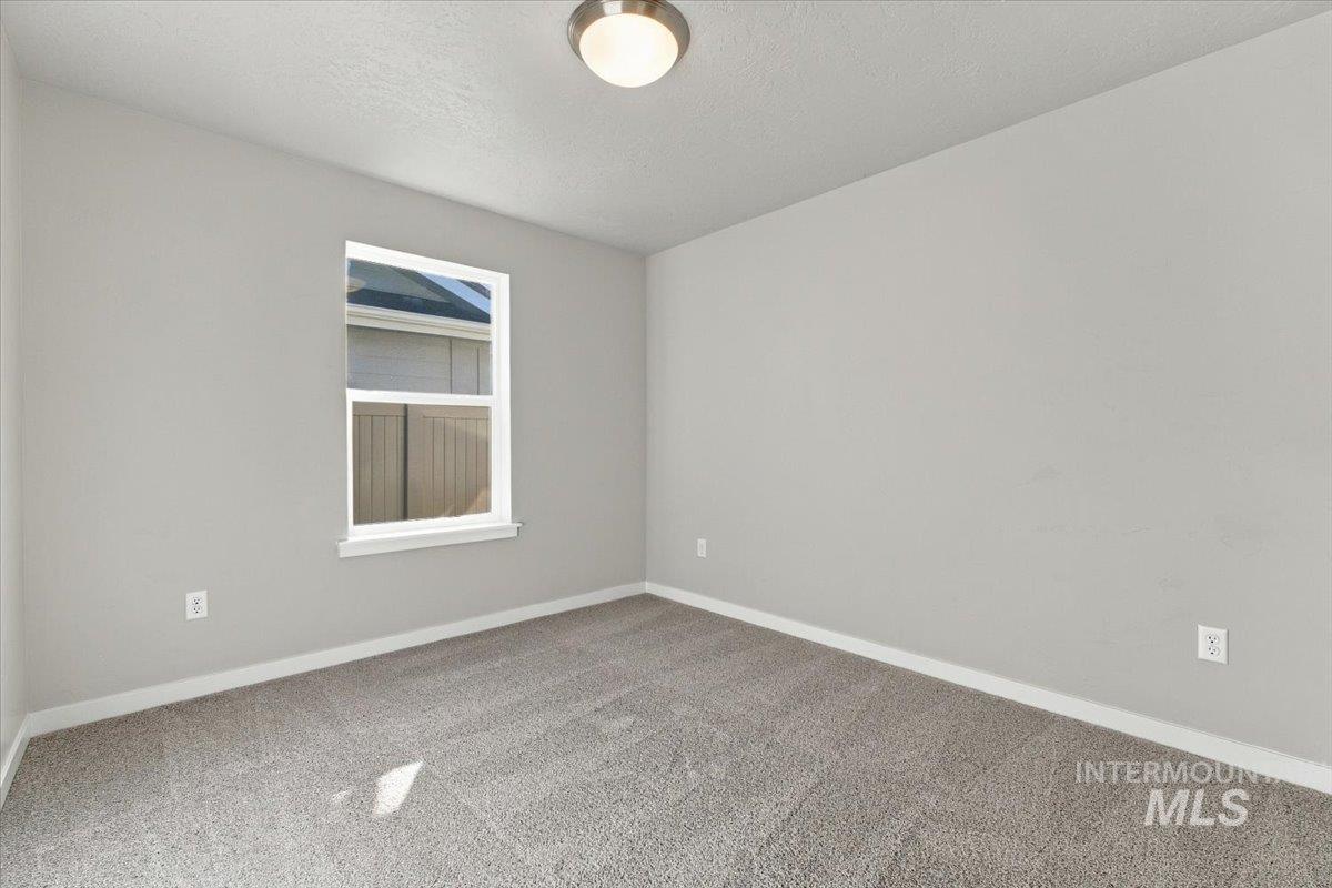 11302 W Tutor St, Nampa, Idaho 83651, 5 Bedrooms, 3 Bathrooms, Residential For Sale, Price $419,990,MLS 98985594
