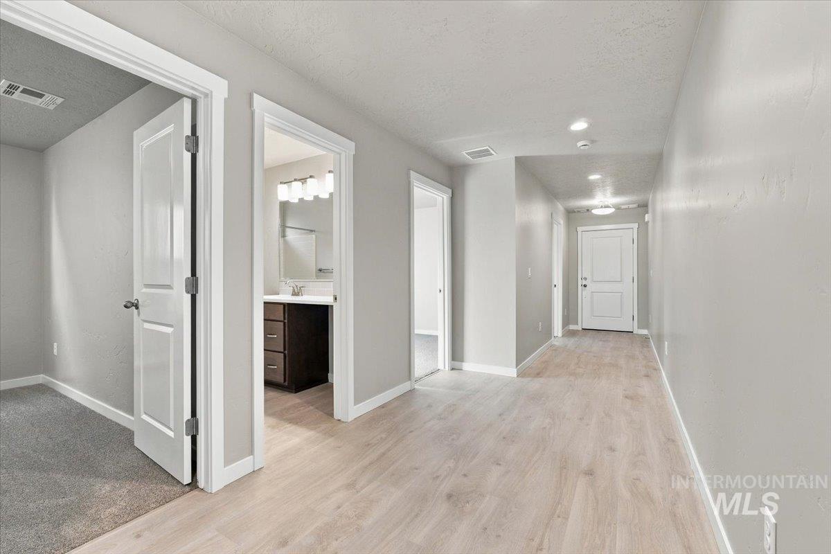 11302 W Tutor St, Nampa, Idaho 83651, 5 Bedrooms, 3 Bathrooms, Residential For Sale, Price $419,990,MLS 98985594