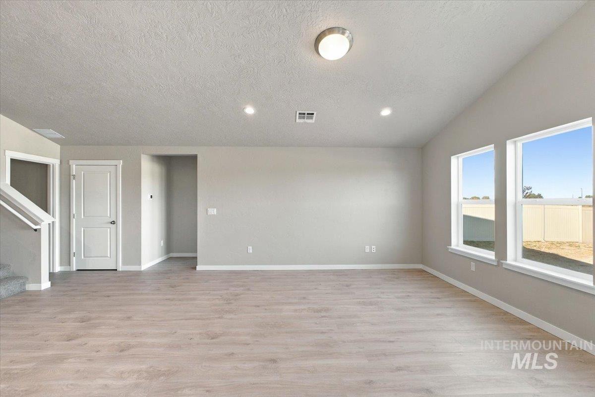 11302 W Tutor St, Nampa, Idaho 83651, 5 Bedrooms, 3 Bathrooms, Residential For Sale, Price $419,990,MLS 98985594