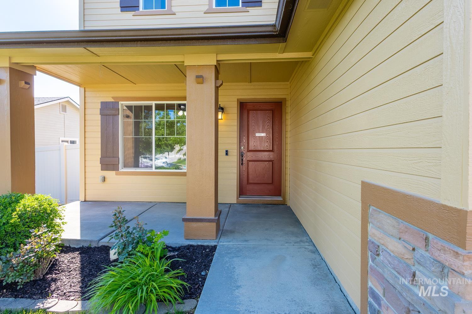 14253 Moreno Dr., Caldwell, Idaho 83607, 4 Bedrooms, 2.5 Bathrooms, Residential For Sale, Price $434,900,MLS 98985595