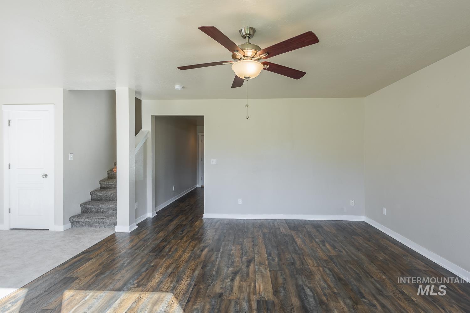 14253 Moreno Dr., Caldwell, Idaho 83607, 4 Bedrooms, 2.5 Bathrooms, Residential For Sale, Price $434,900,MLS 98985595