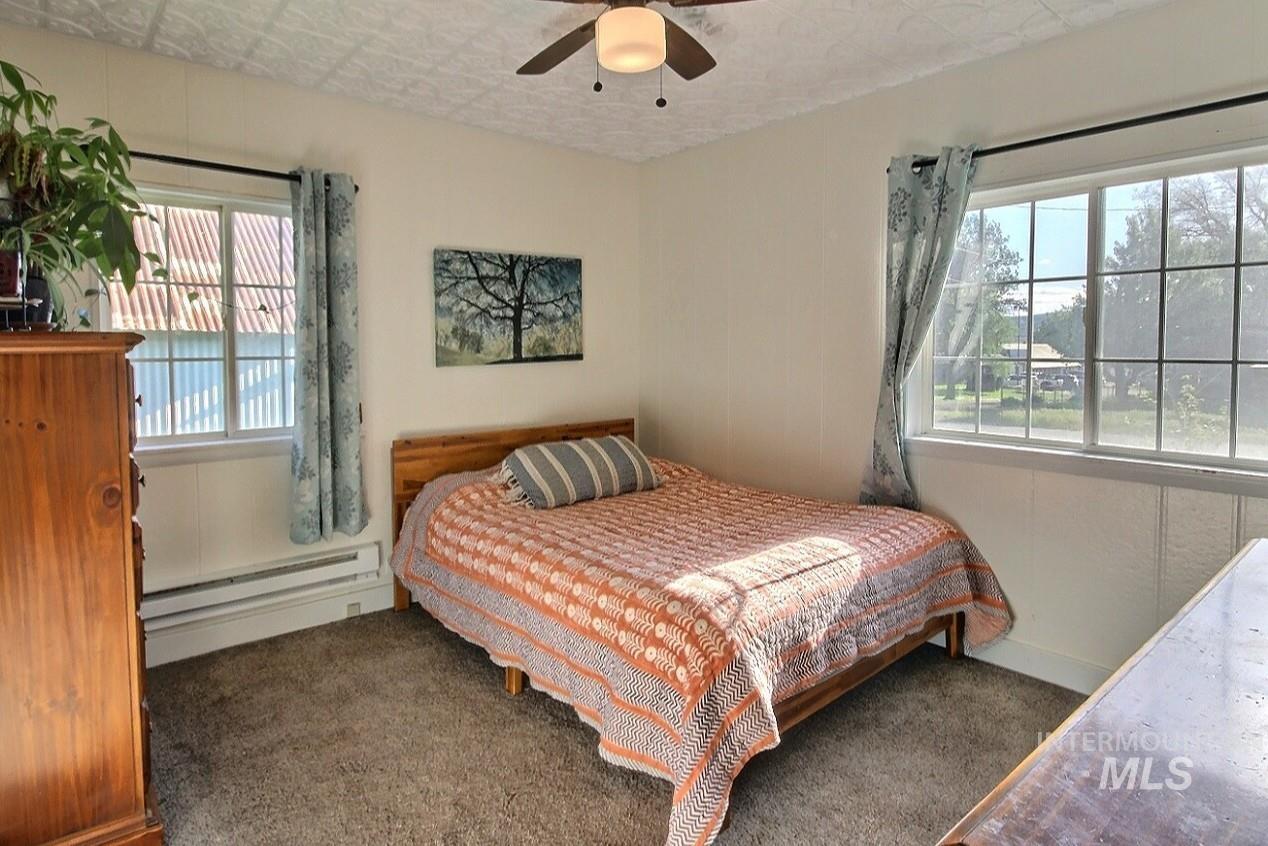 203 N Berkley, Council, Idaho 83612, 2 Bedrooms, 1 Bathroom, Residential For Sale, Price $277,500,MLS 98985596