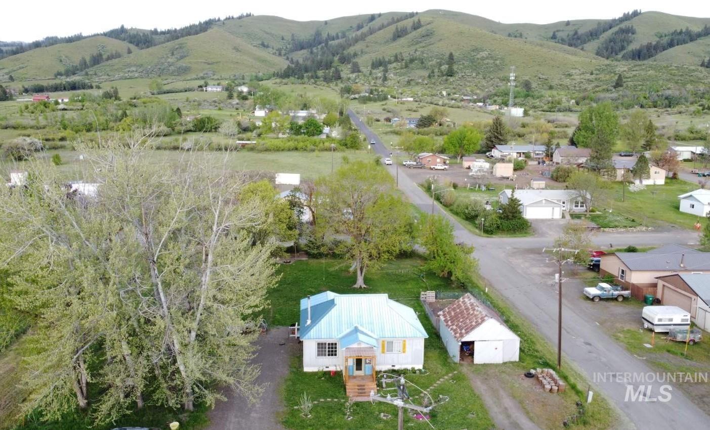 203 N Berkley, Council, Idaho 83612, 2 Bedrooms, 1 Bathroom, Residential For Sale, Price $277,500,MLS 98985596