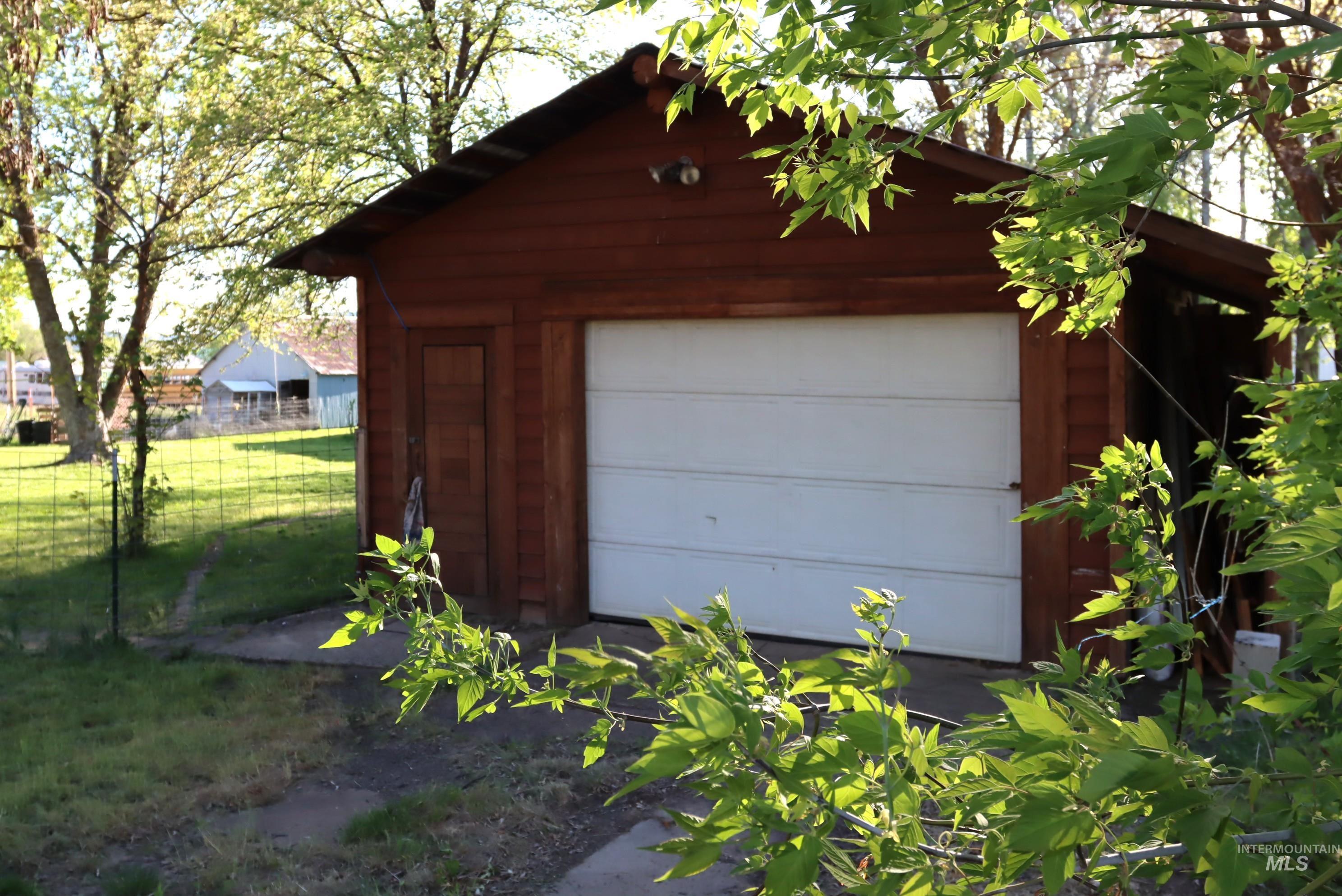 203 N Berkley, Council, Idaho 83612, 2 Bedrooms, 1 Bathroom, Residential For Sale, Price $277,500,MLS 98985596