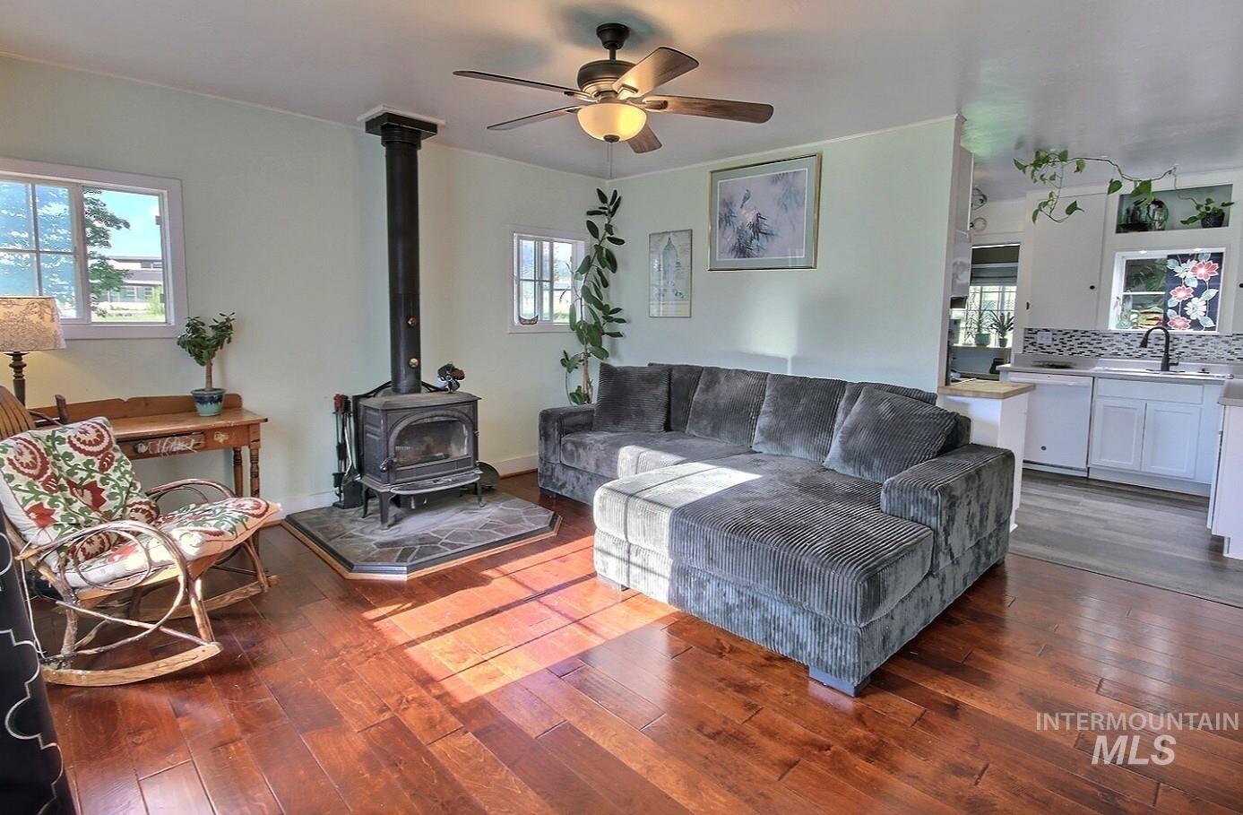 203 N Berkley, Council, Idaho 83612, 2 Bedrooms, 1 Bathroom, Residential For Sale, Price $277,500,MLS 98985596