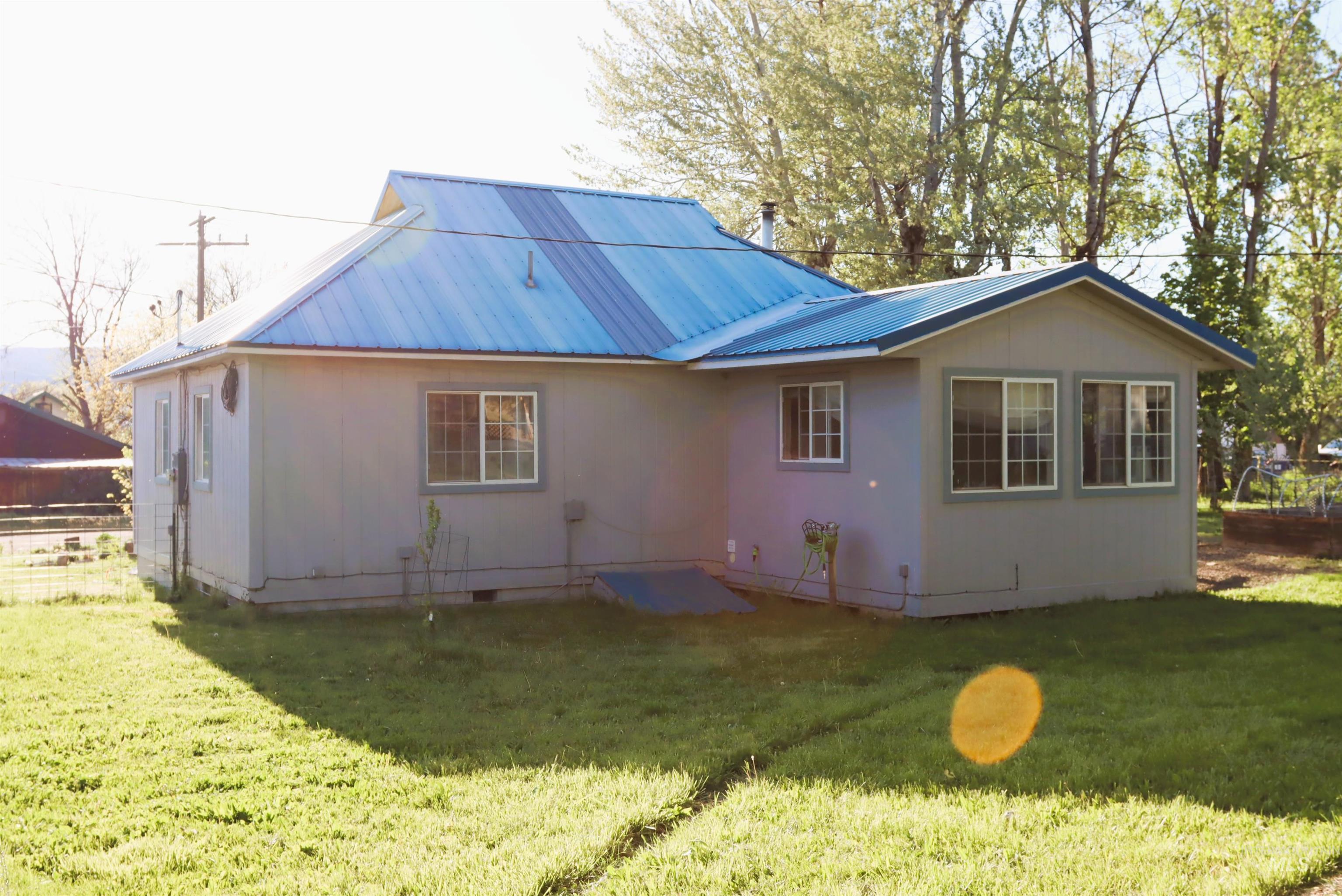 203 N Berkley, Council, Idaho 83612, 2 Bedrooms, 1 Bathroom, Residential For Sale, Price $277,500,MLS 98985596