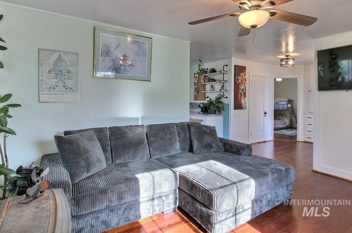 203 N Berkley, Council, Idaho 83612, 2 Bedrooms, 1 Bathroom, Residential For Sale, Price $277,500,MLS 98985596