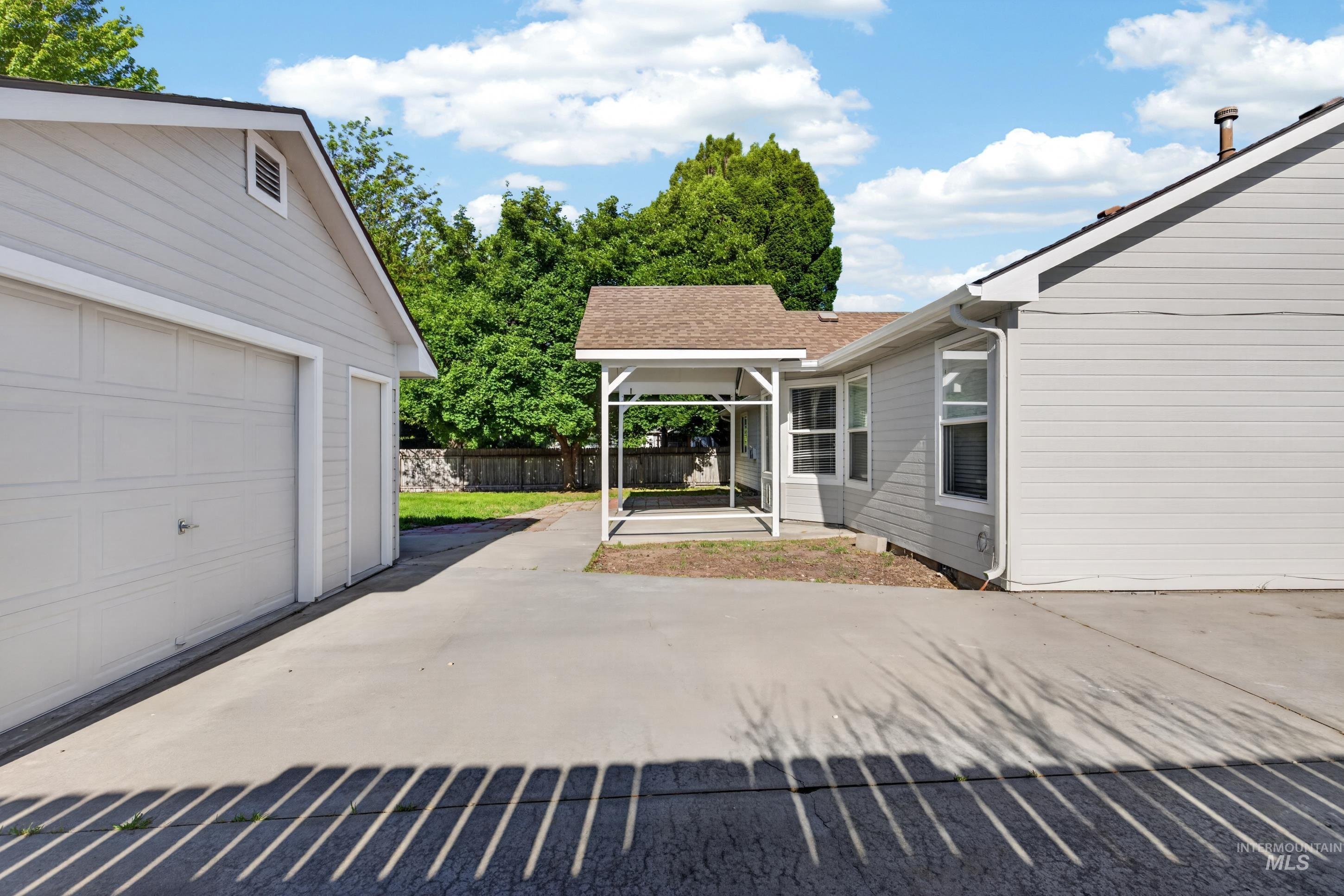 95 W Claire St, Meridian, Idaho 83646-7514, 4 Bedrooms, 2 Bathrooms, Residential For Sale, Price $539,000,MLS 98985598