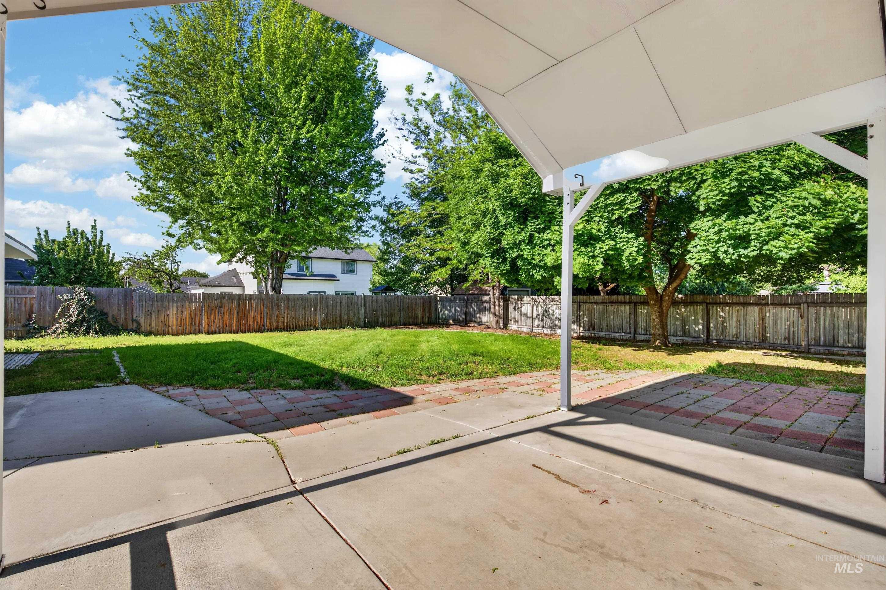 95 W Claire St, Meridian, Idaho 83646-7514, 4 Bedrooms, 2 Bathrooms, Residential For Sale, Price $539,000,MLS 98985598