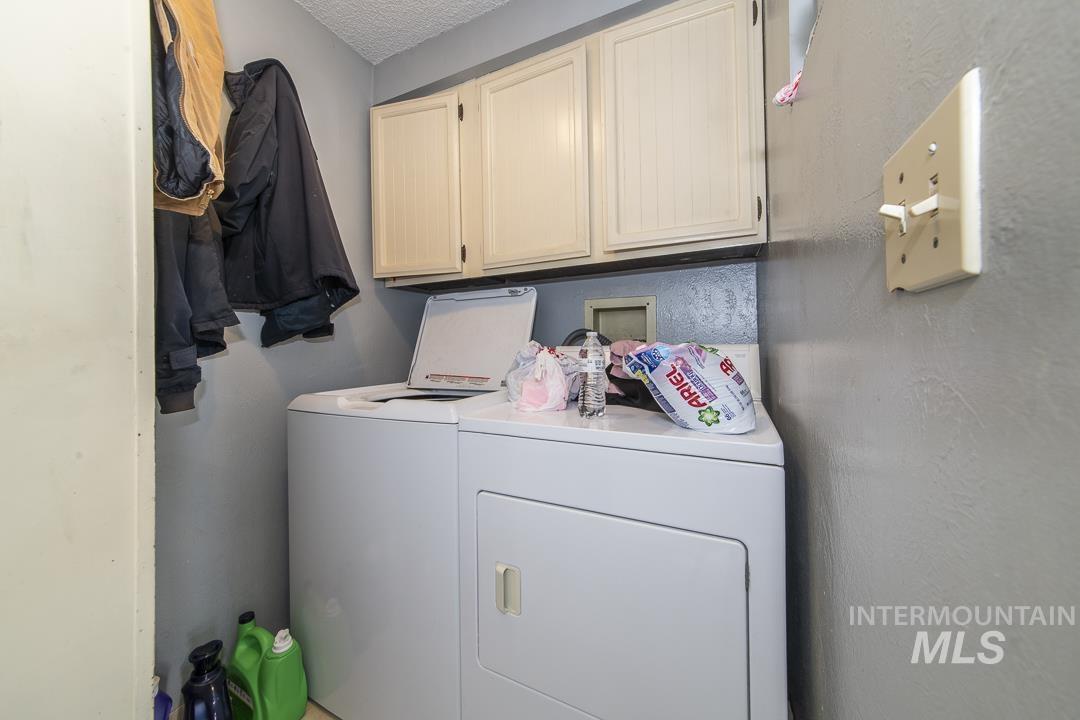1820 Poplar St., Caldwell, Idaho 83605, 2 Bedrooms, 1 Bathroom, Residential Income For Sale, Price $549,900,MLS 98985603