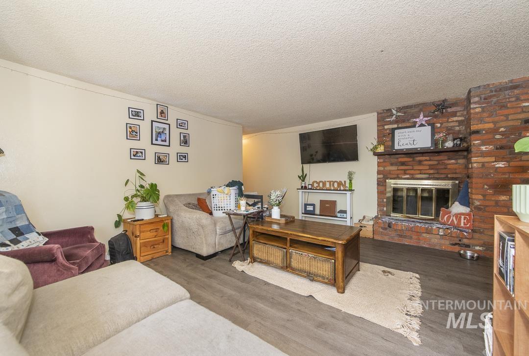 1820 Poplar St., Caldwell, Idaho 83605, 2 Bedrooms, 1 Bathroom, Residential Income For Sale, Price $549,900,MLS 98985603