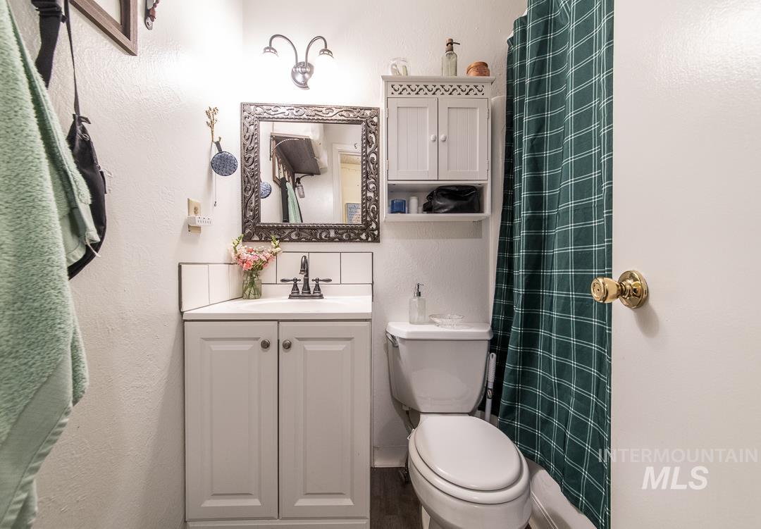 1820 Poplar St., Caldwell, Idaho 83605, 2 Bedrooms, 1 Bathroom, Residential Income For Sale, Price $549,900,MLS 98985603