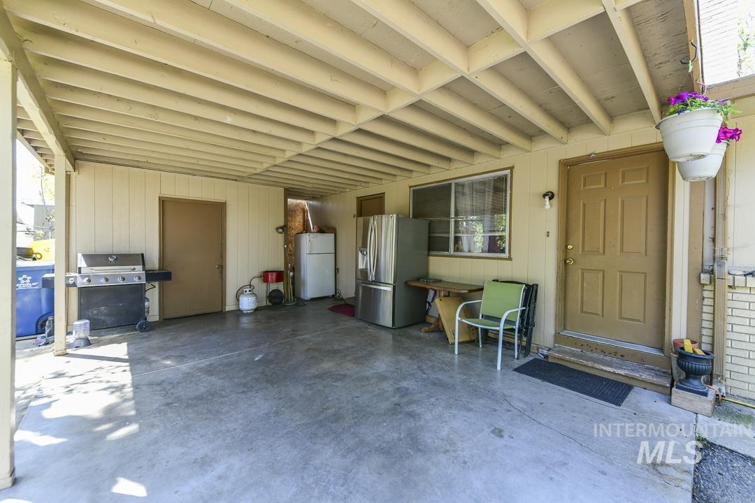 1820 Poplar St., Caldwell, Idaho 83605, 2 Bedrooms, 1 Bathroom, Residential Income For Sale, Price $549,900,MLS 98985603