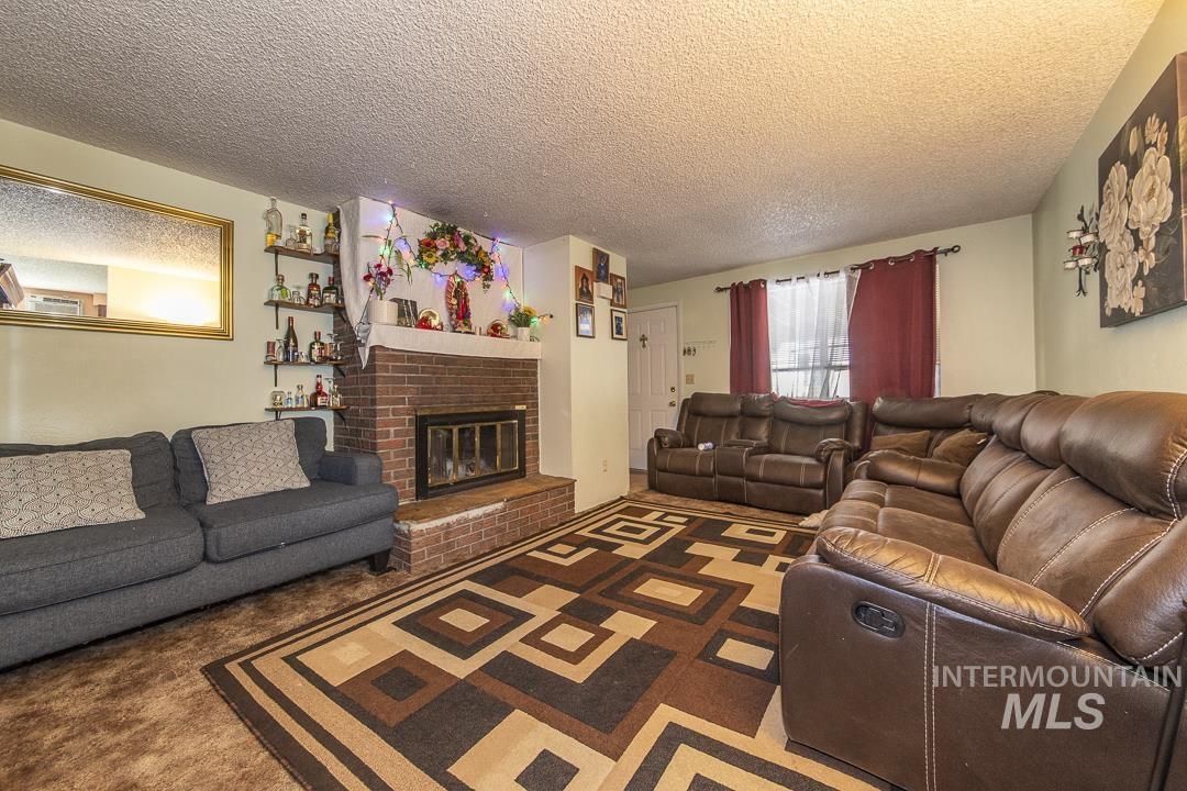 1820 Poplar St., Caldwell, Idaho 83605, 2 Bedrooms, 1 Bathroom, Residential Income For Sale, Price $549,900,MLS 98985603