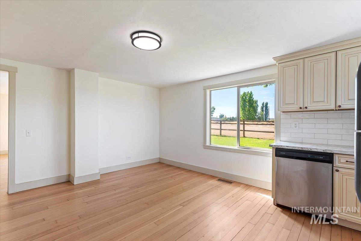 3432 W Pioneer Rd, Homedale, Idaho 83628, 2 Bedrooms, 1 Bathroom, Residential For Sale, Price $445,000,MLS 98985604
