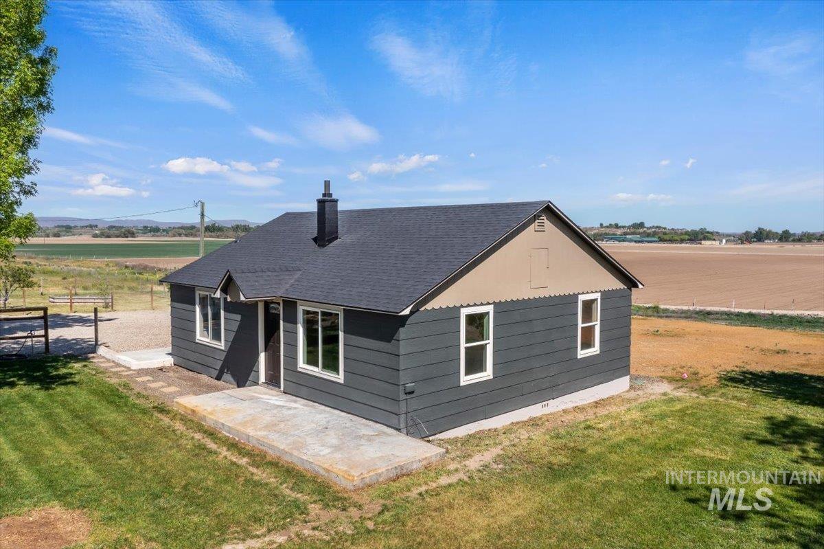 3432 W Pioneer Rd, Homedale, Idaho 83628, 2 Bedrooms, 1 Bathroom, Residential For Sale, Price $445,000,MLS 98985604