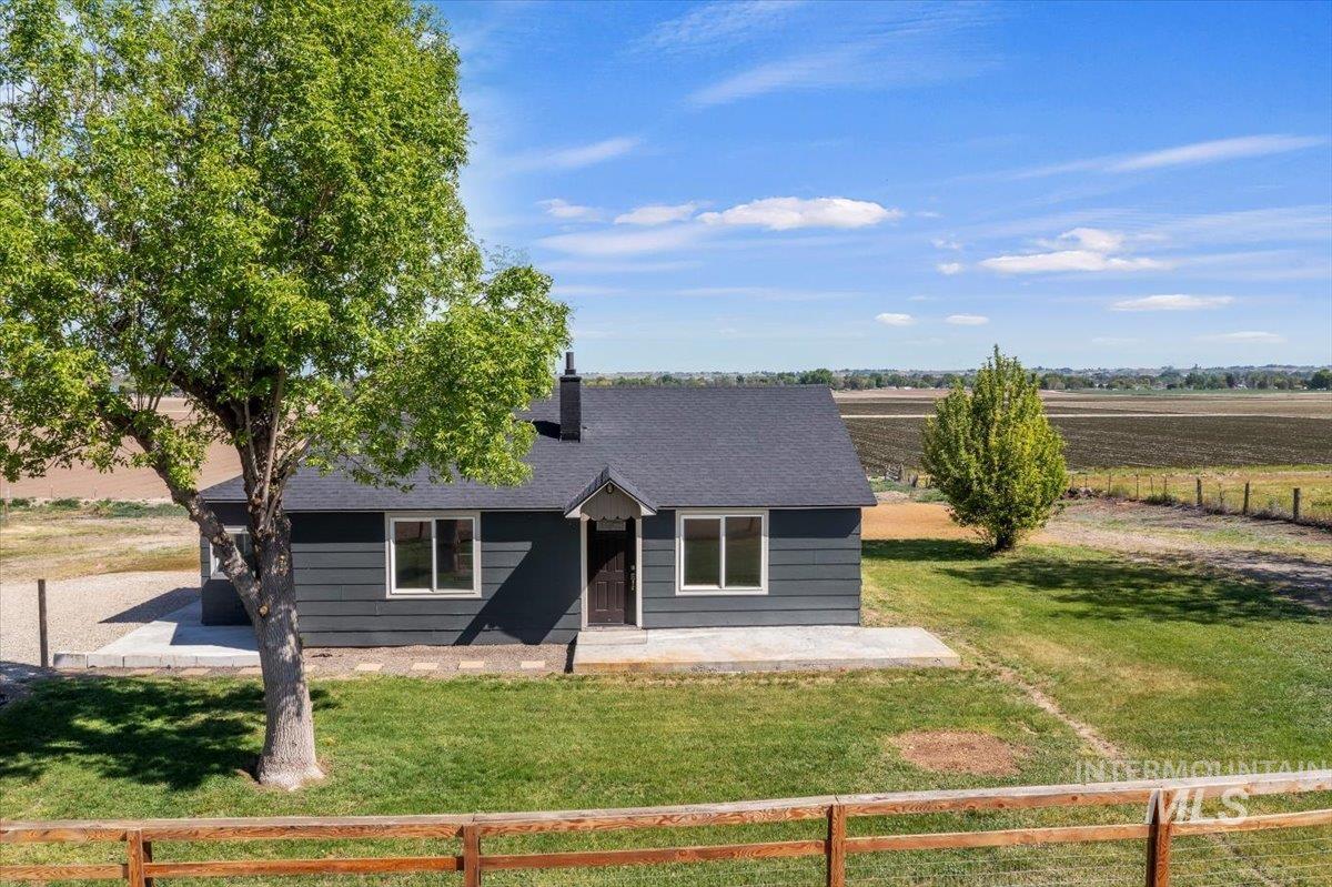 3432 W Pioneer Rd, Homedale, Idaho 83628, 2 Bedrooms, 1 Bathroom, Residential For Sale, Price $445,000,MLS 98985604
