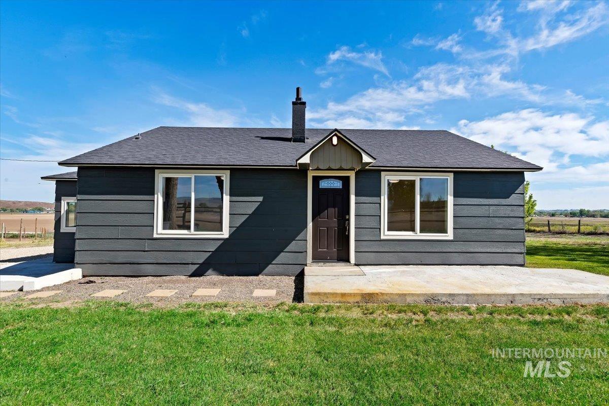 3432 W Pioneer Rd, Homedale, Idaho 83628, 2 Bedrooms, 1 Bathroom, Residential For Sale, Price $445,000,MLS 98985604