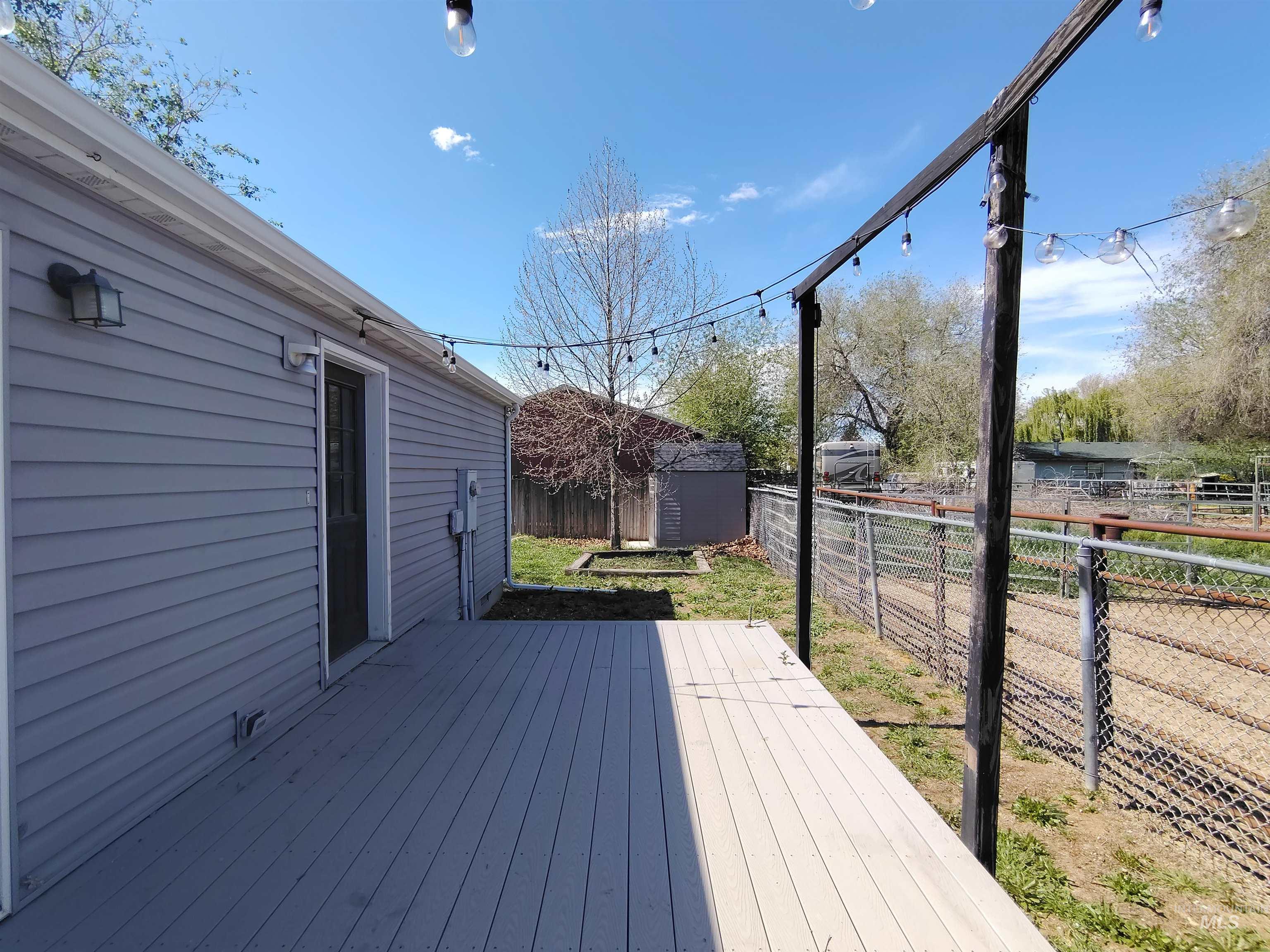 134 1st Street, Nampa, Idaho 83687, 2 Bedrooms, 2 Bathrooms, Residential For Sale, Price $270,000,MLS 98985605