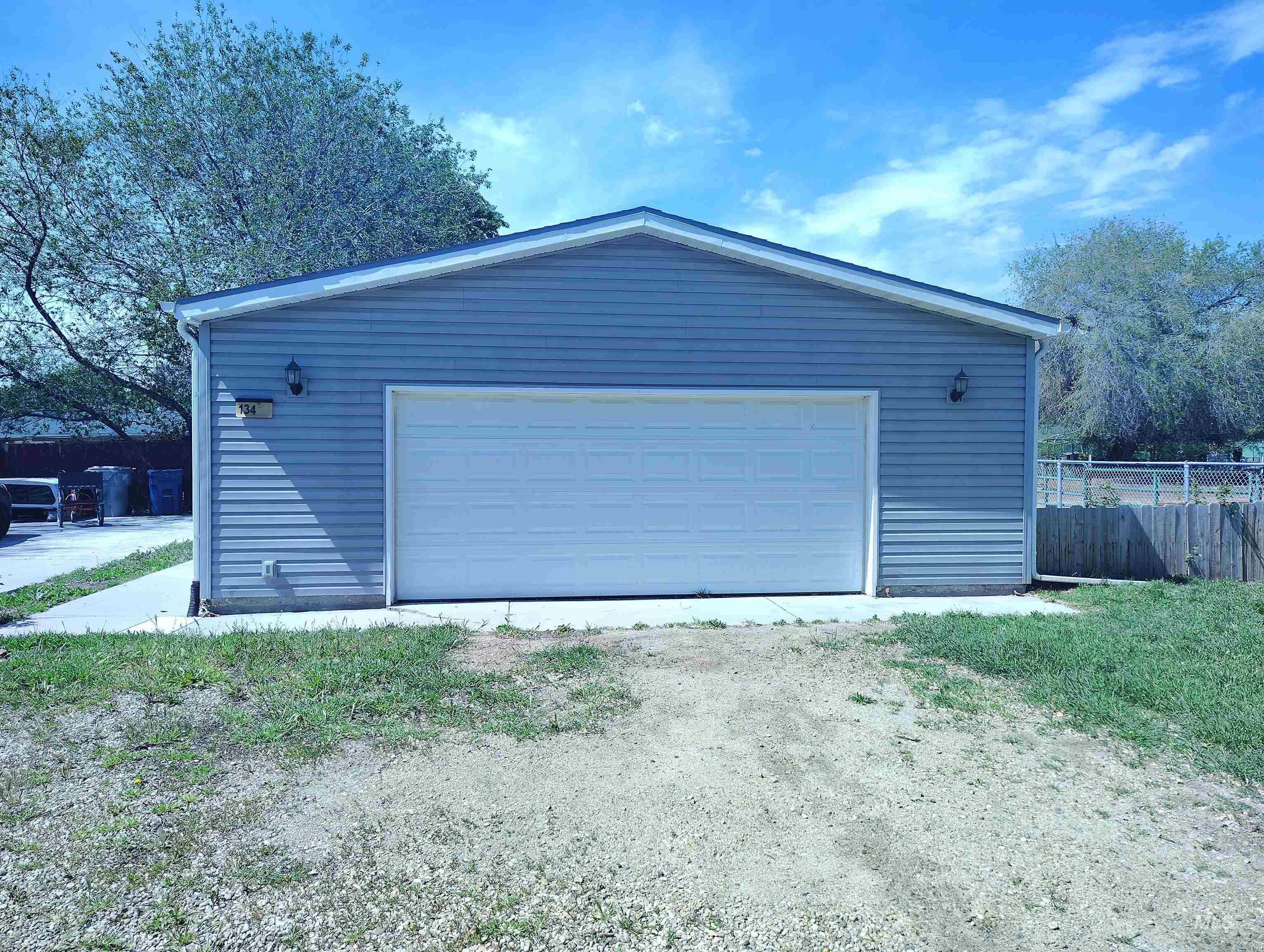 134 1st Street, Nampa, Idaho 83687, 2 Bedrooms, 2 Bathrooms, Residential For Sale, Price $270,000,MLS 98985605